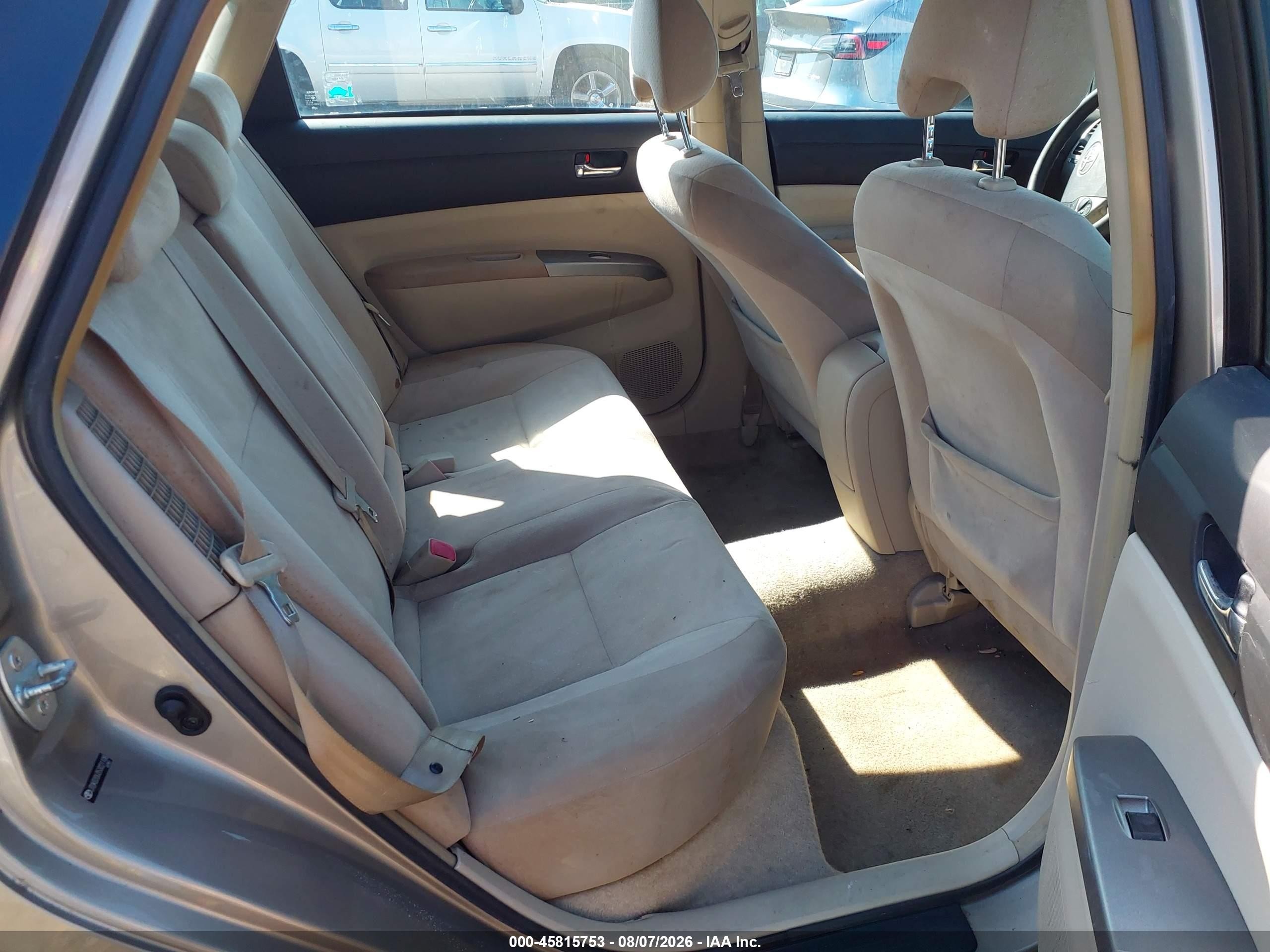2005 Toyota Prius   Tan vin: JTDKB20U353021108