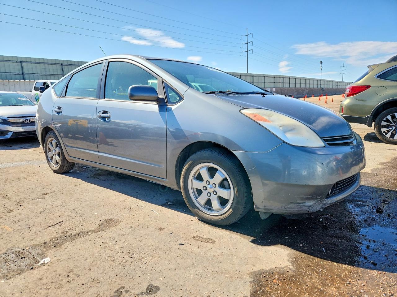 2005 Toyota Prius Base Gray vin: JTDKB20U353023926