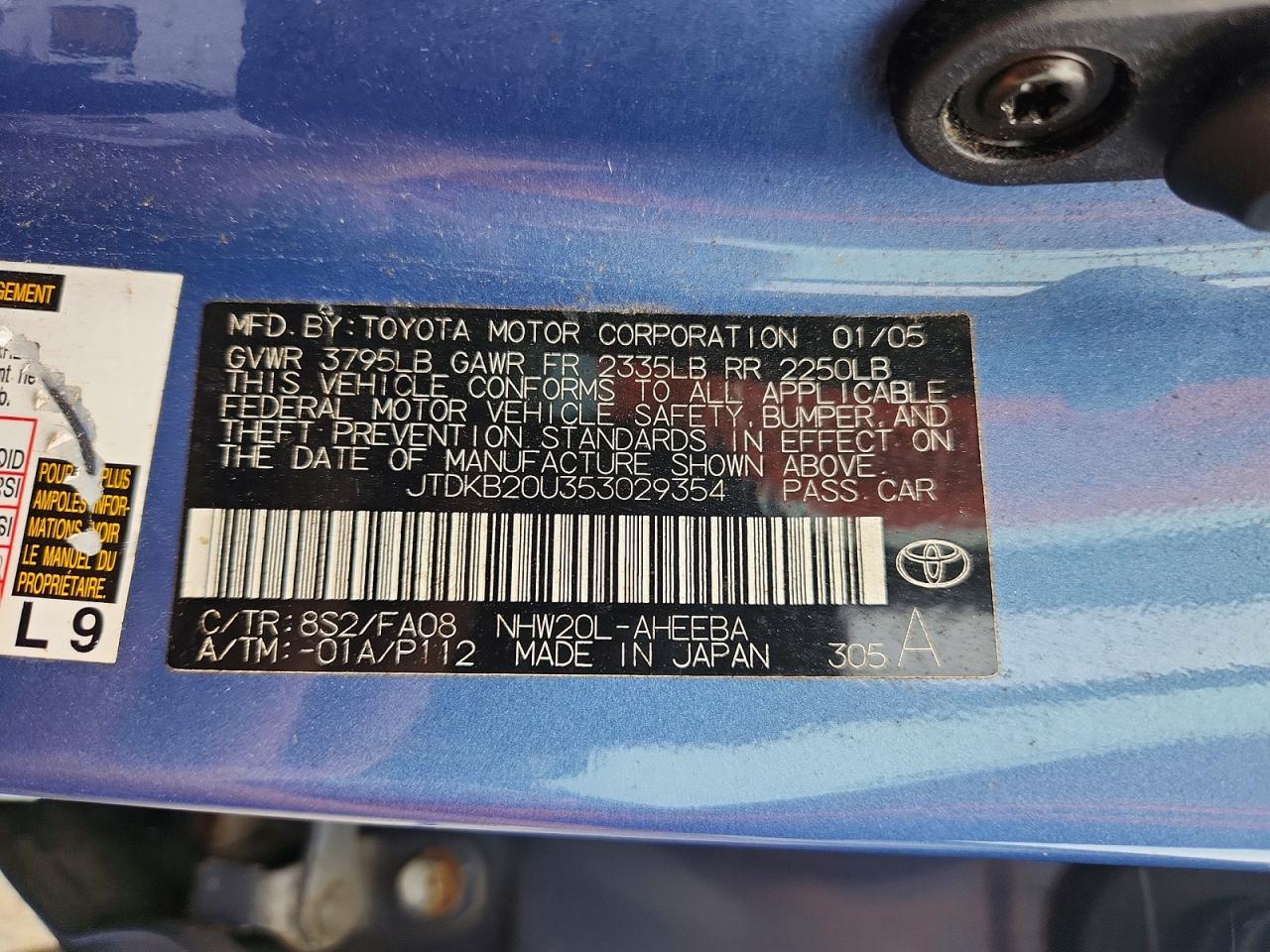 2005 Toyota Prius Base Blue vin: JTDKB20U353029354