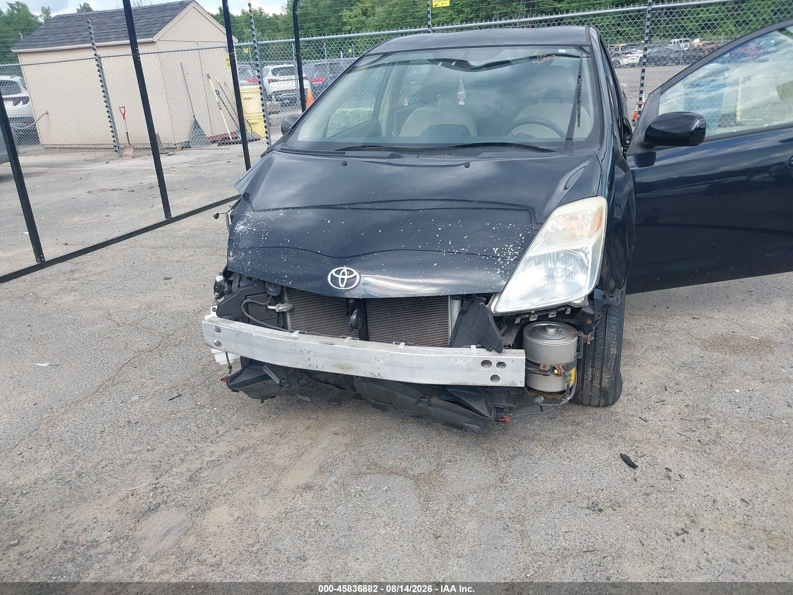 2005 Toyota Prius   Black vin: JTDKB20U353055579