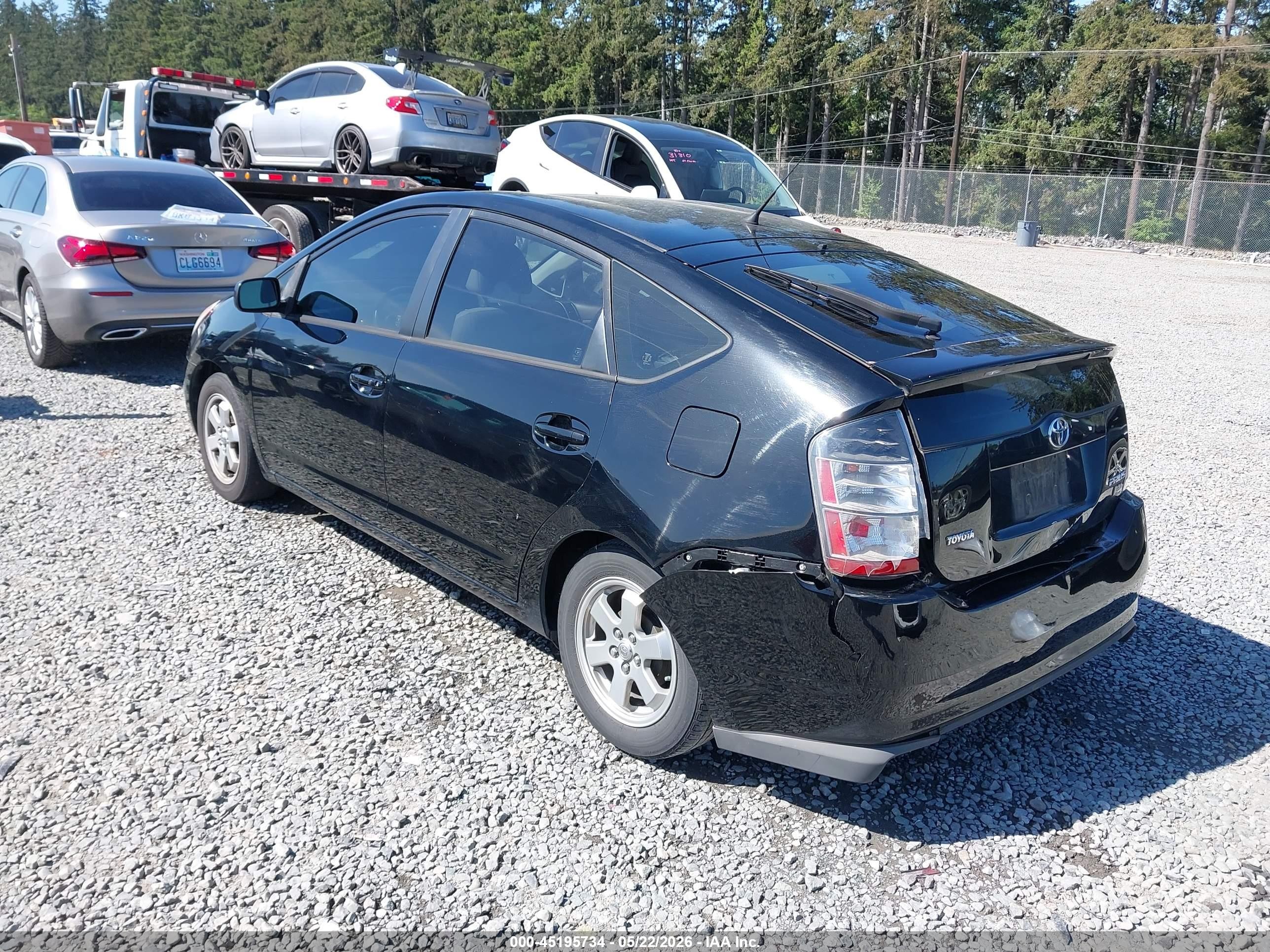 2005 Toyota Prius   Черный vin: JTDKB20U353094804
