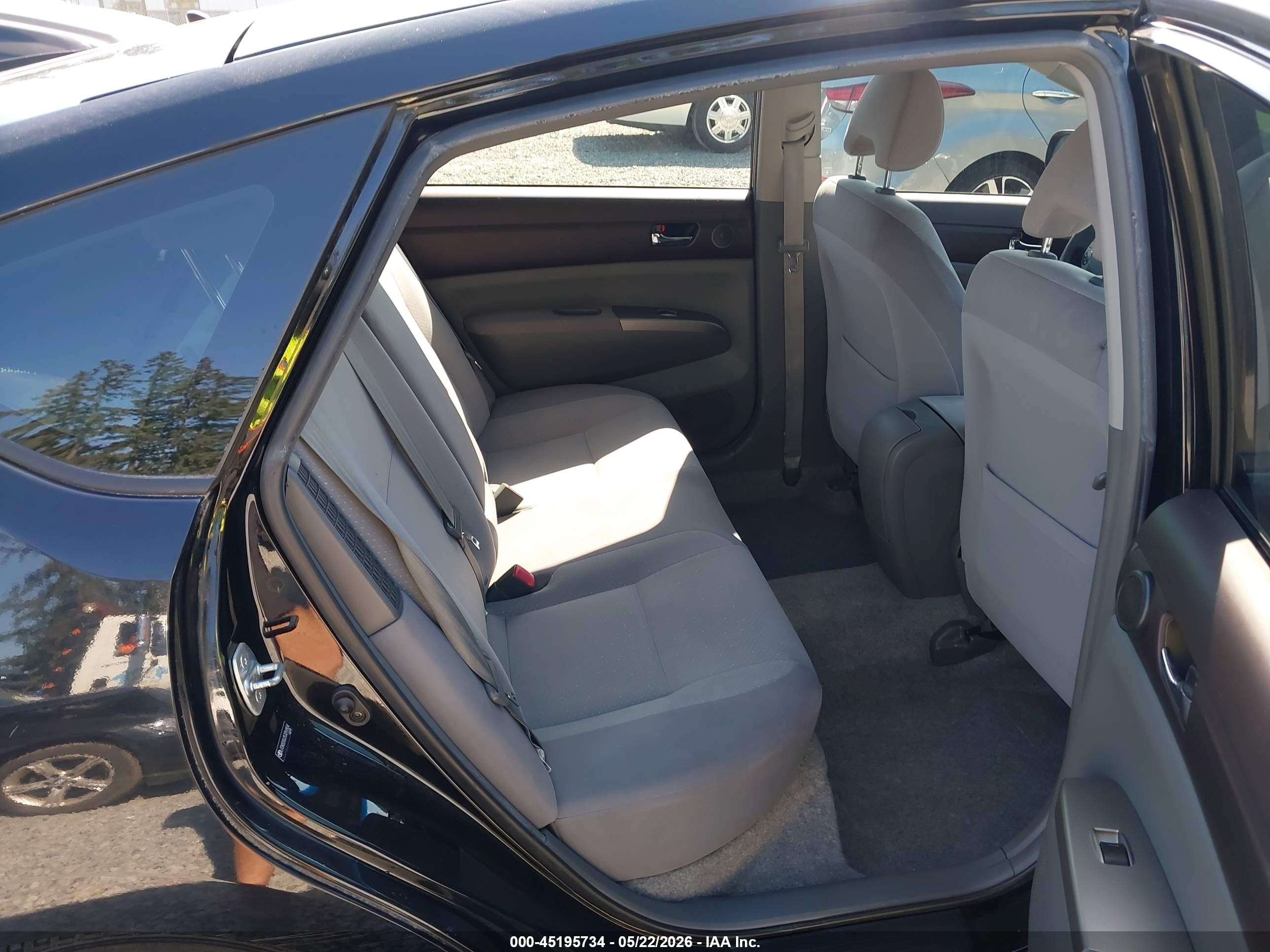 2005 Toyota Prius   Черный vin: JTDKB20U353094804