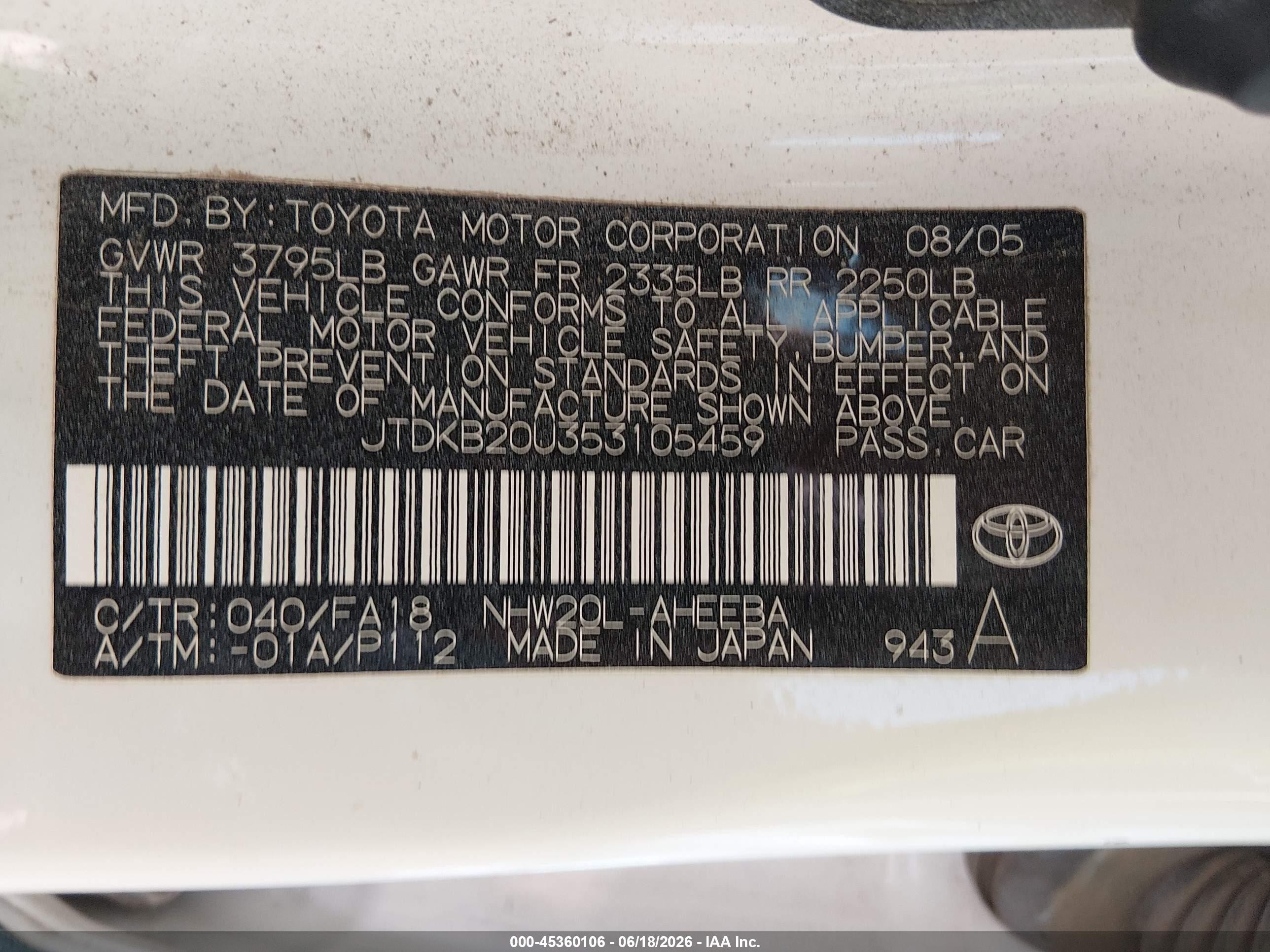 2005 Toyota Prius   White vin: JTDKB20U353105459