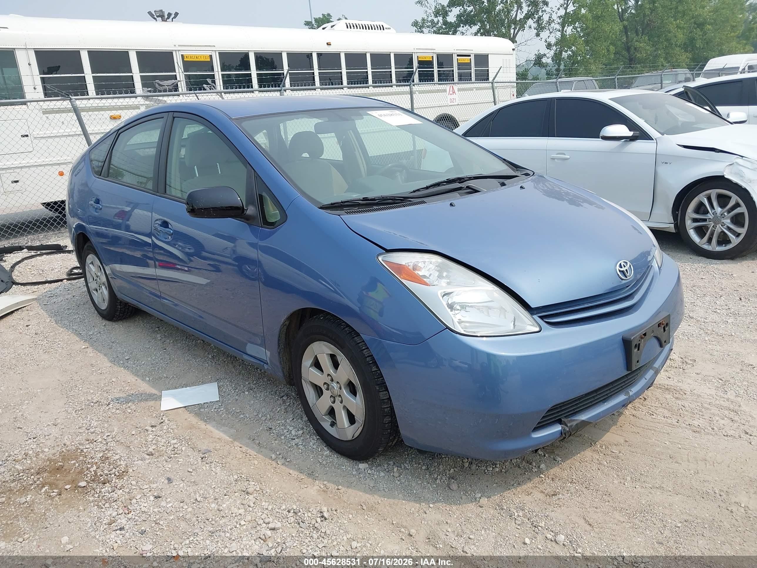 2005 Toyota Prius   Light Blue vin: JTDKB20U357037303