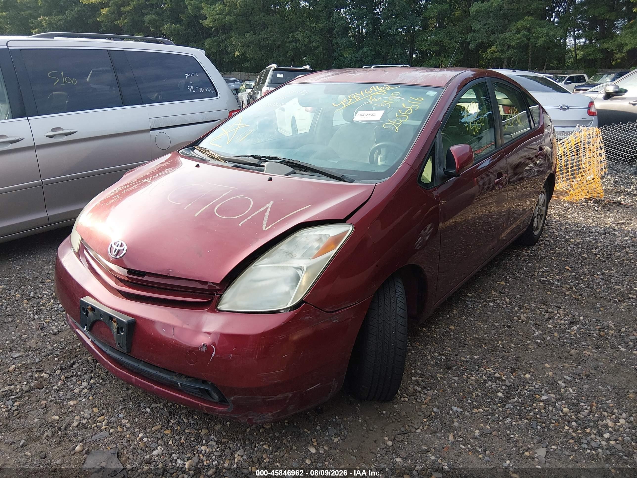 2005 Toyota Prius   Red vin: JTDKB20U357047538