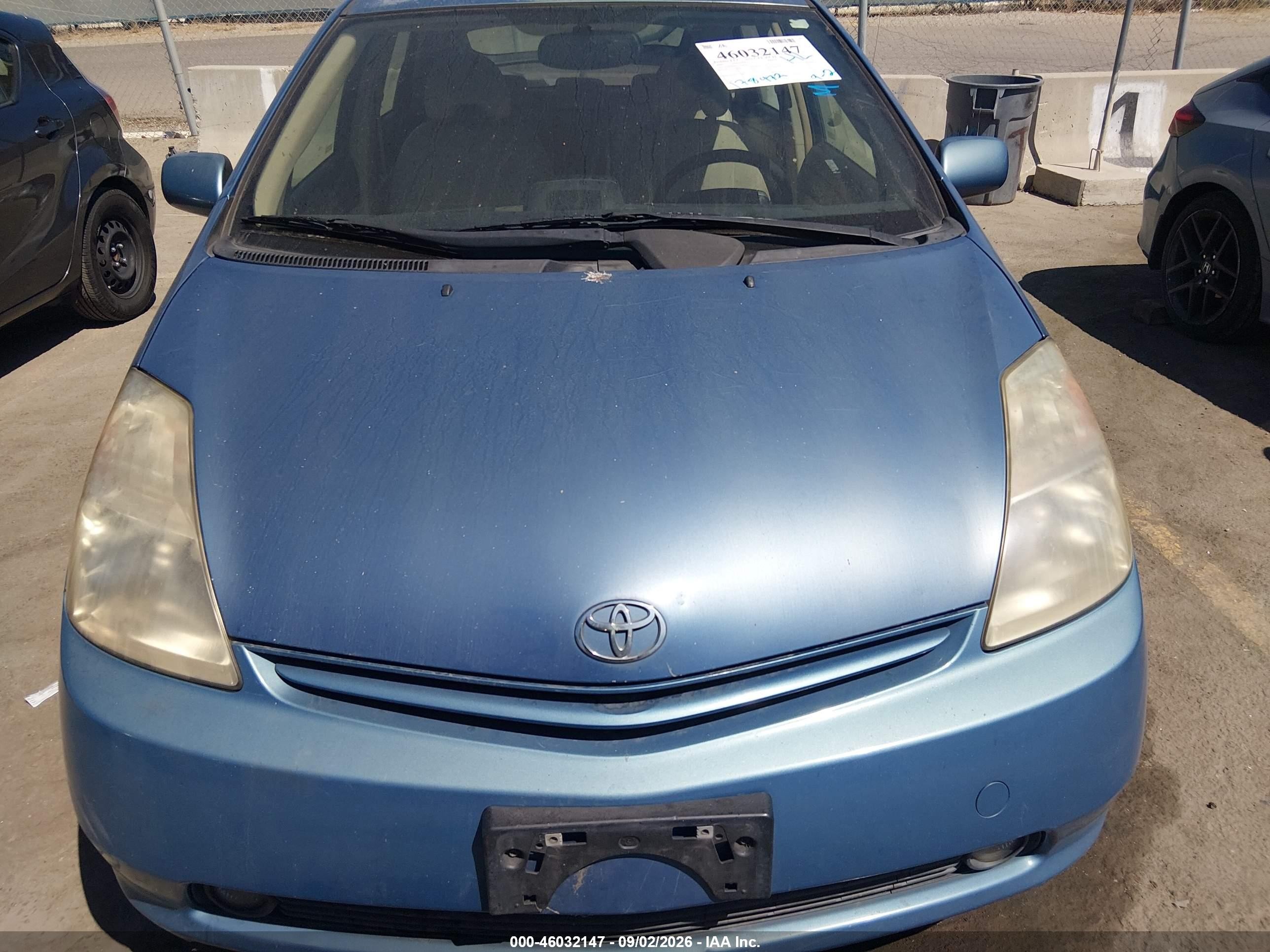 2005 Toyota Prius   Blue vin: JTDKB20U357048060