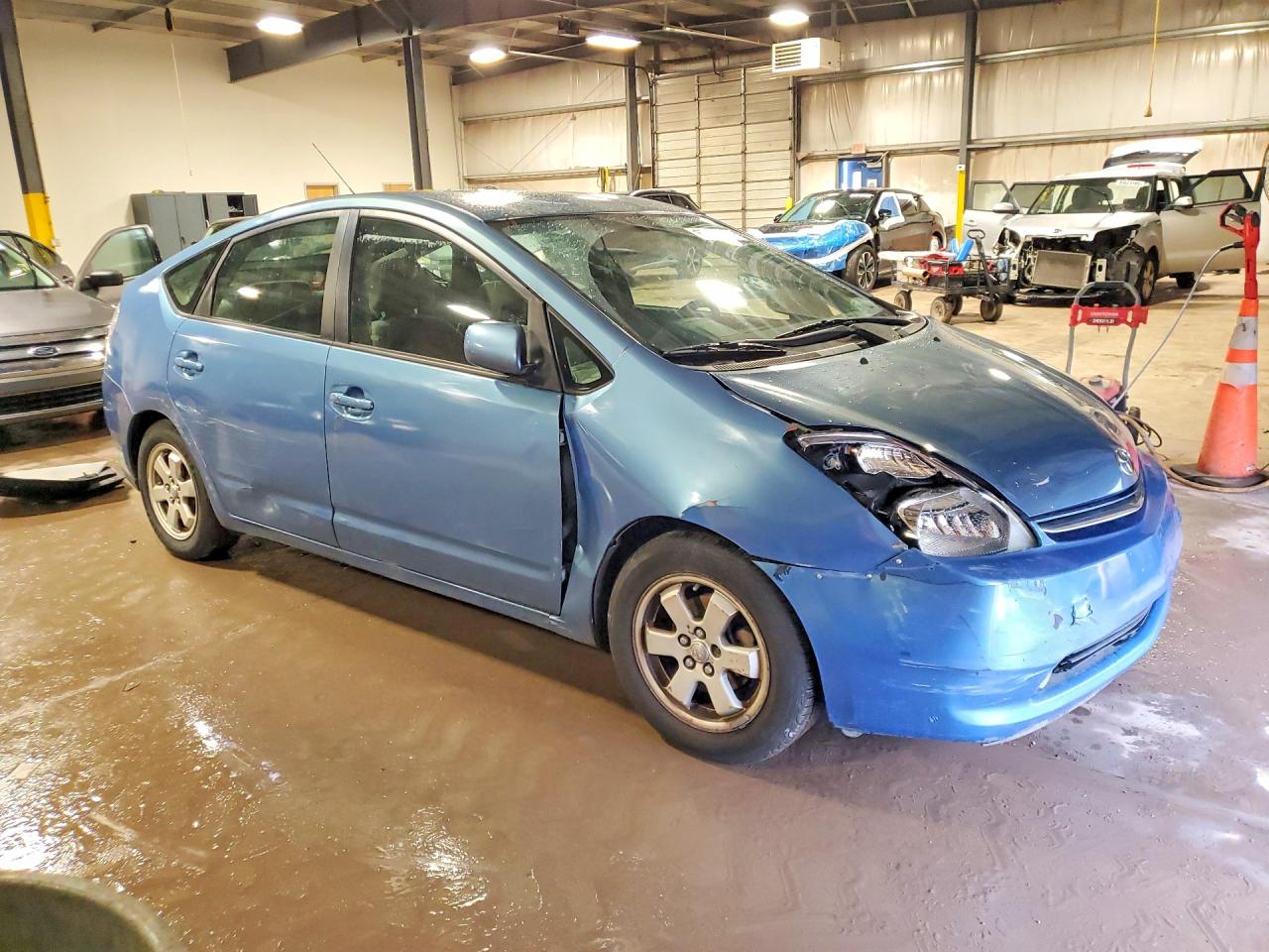 2006 Toyota Prius Base Blue vin: JTDKB20U363145039
