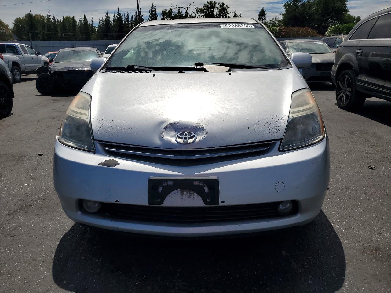 2006 Toyota Prius Base Silver vin: JTDKB20U363160415
