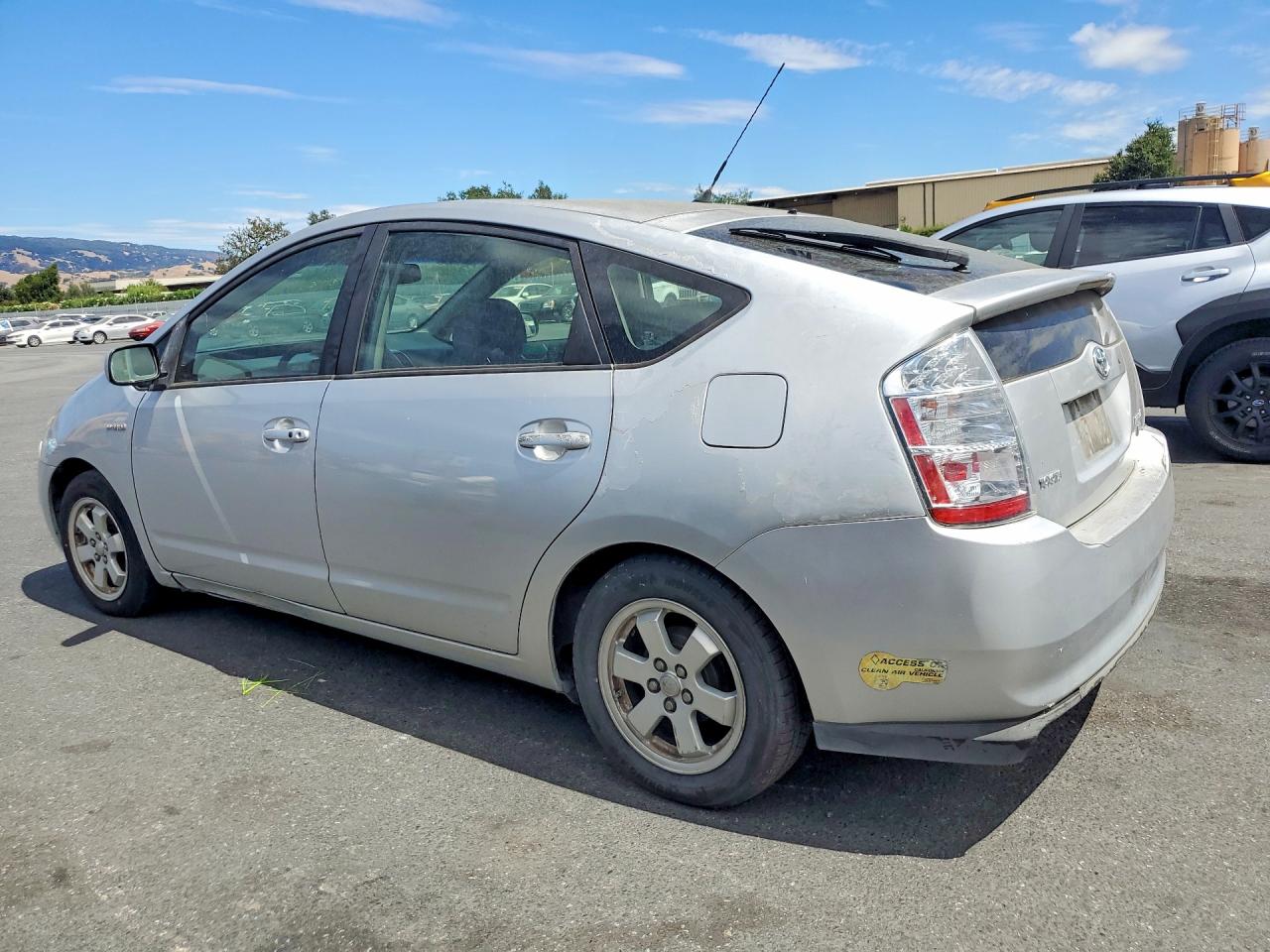 2006 Toyota Prius Base Silver vin: JTDKB20U363160415