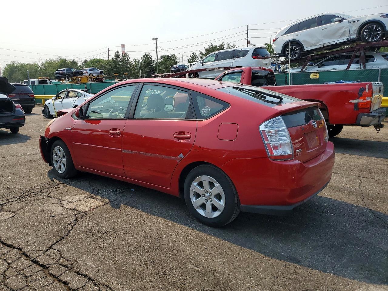 2006 Toyota Prius Base Красный vin: JTDKB20U367066303