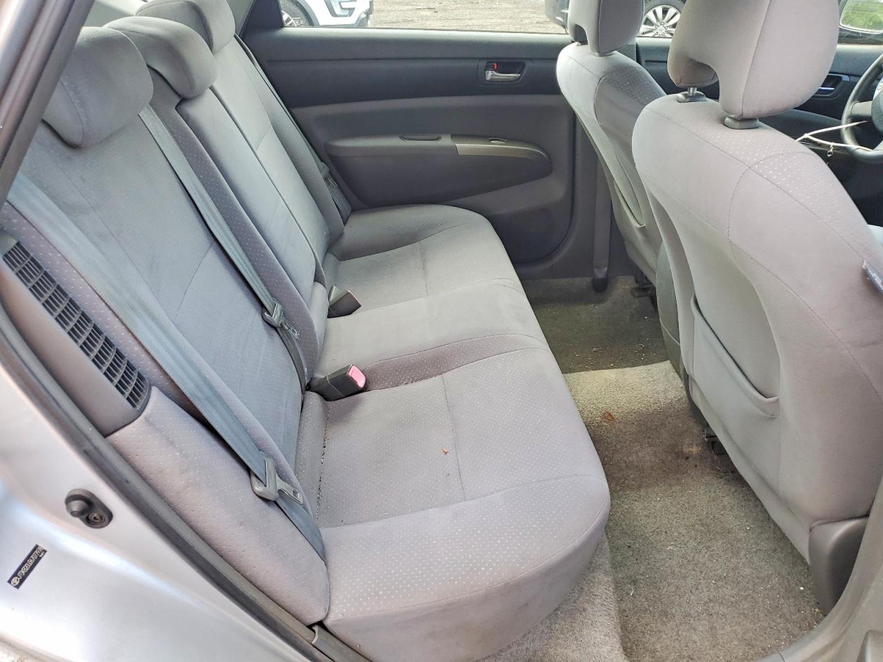 2006 Toyota Prius Base Silver vin: JTDKB20U367077978