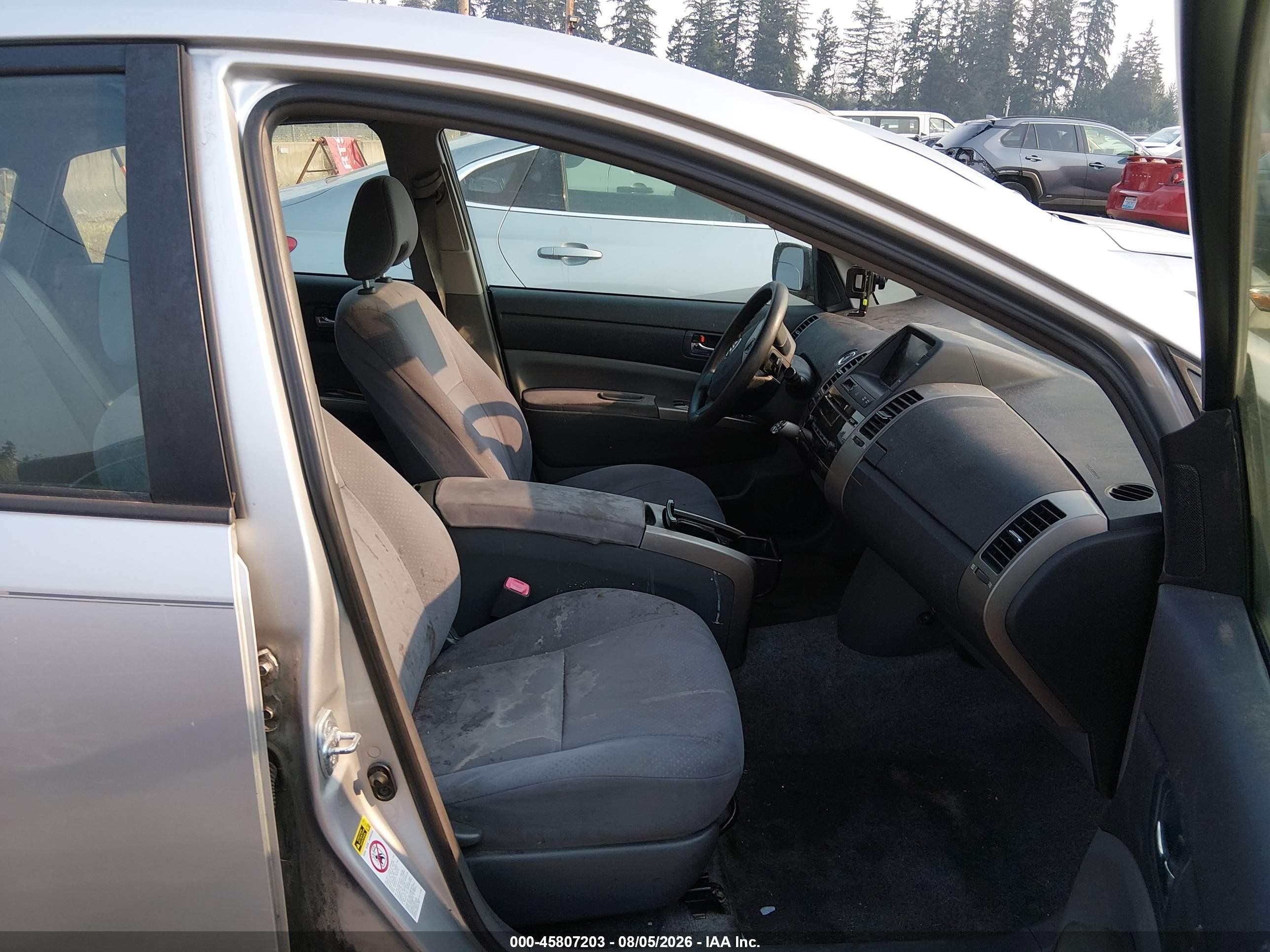 2006 Toyota Prius   Silver vin: JTDKB20U367526530