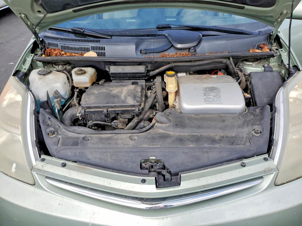 2006 Toyota Prius Base Green vin: JTDKB20U367527886