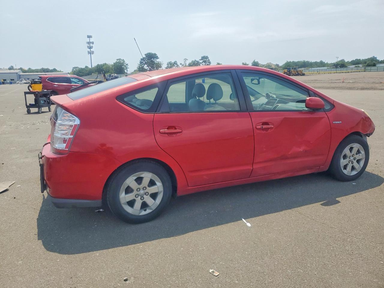 2006 Toyota Prius Base Red vin: JTDKB20U367536409