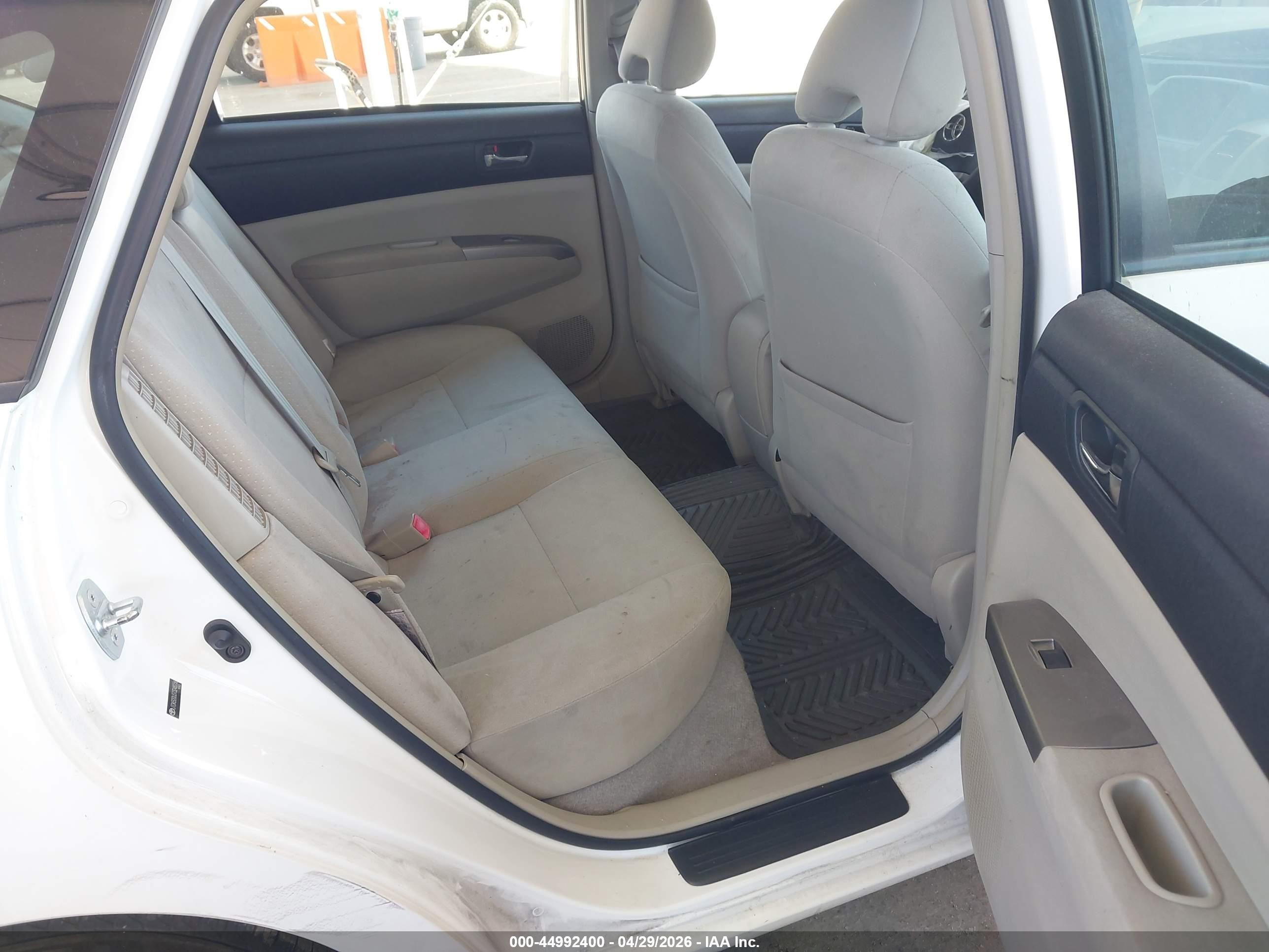2007 Toyota Prius   White vin: JTDKB20U373248236
