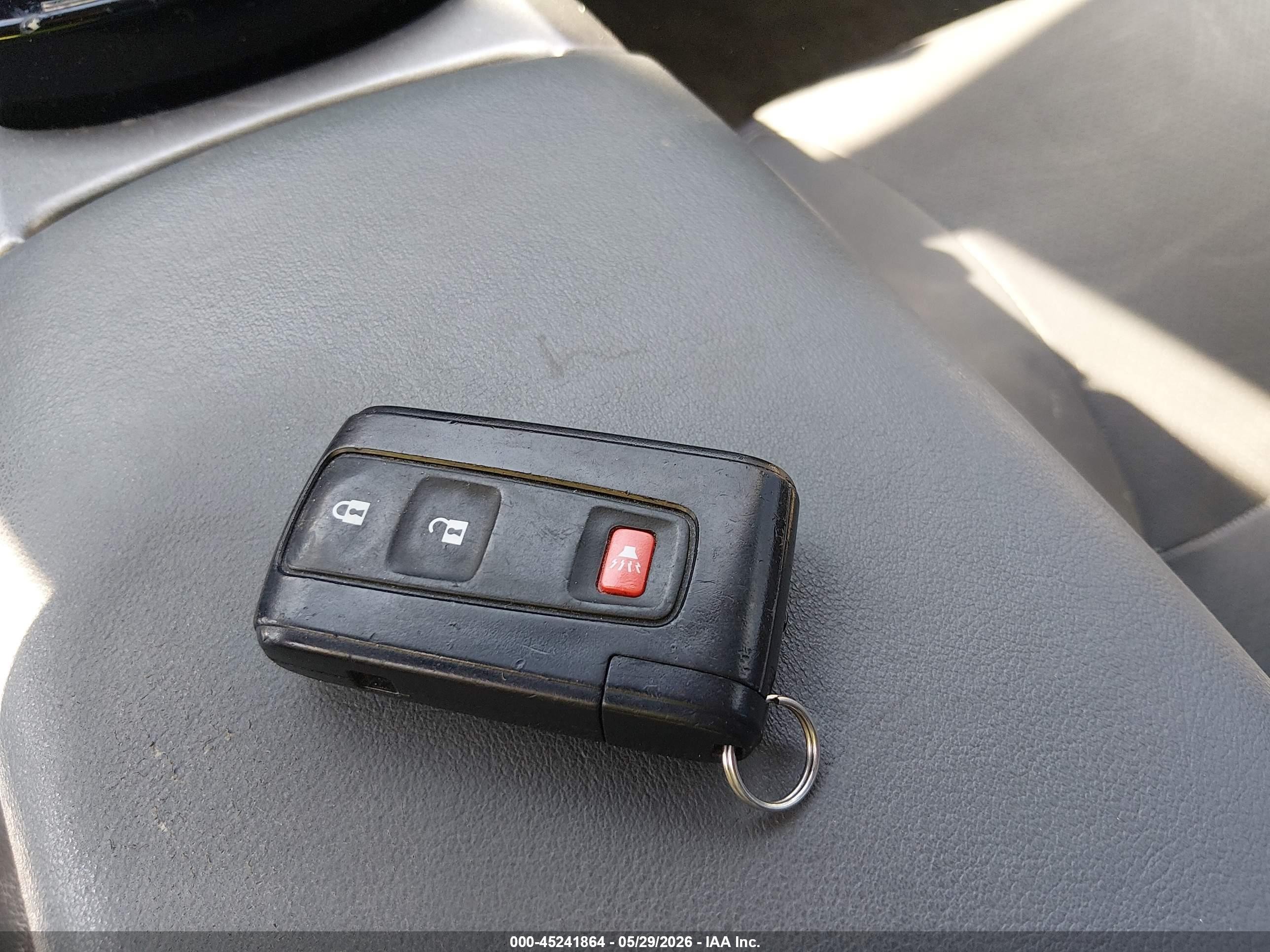 2007 Toyota Prius Серый vin: JTDKB20U373249080