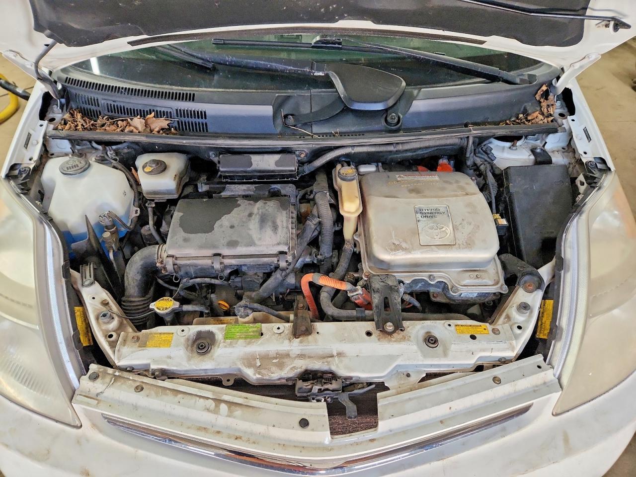 2007 Toyota Prius Base Белый vin: JTDKB20U377564860