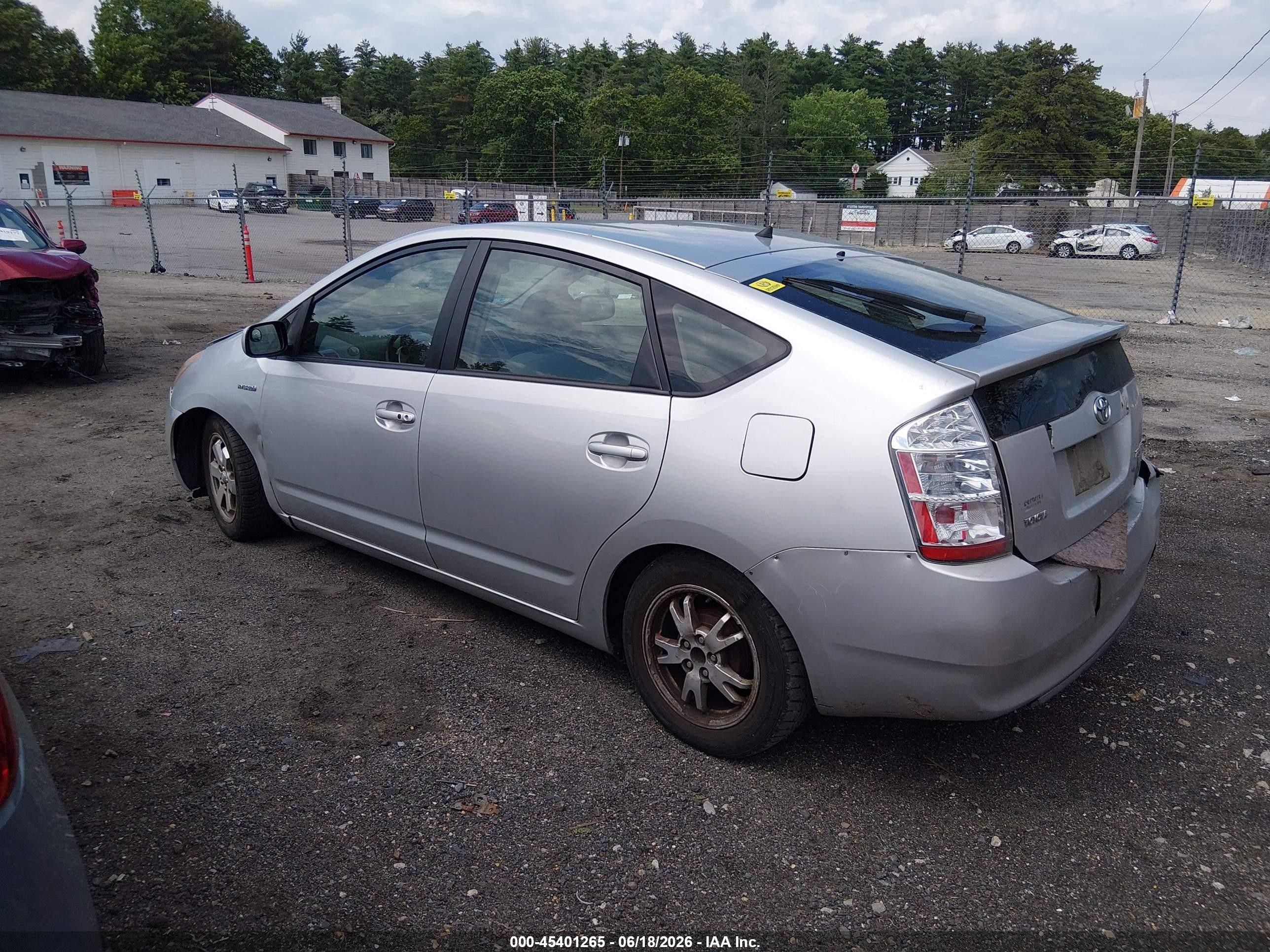 2007 Toyota Prius   Silver vin: JTDKB20U377570075