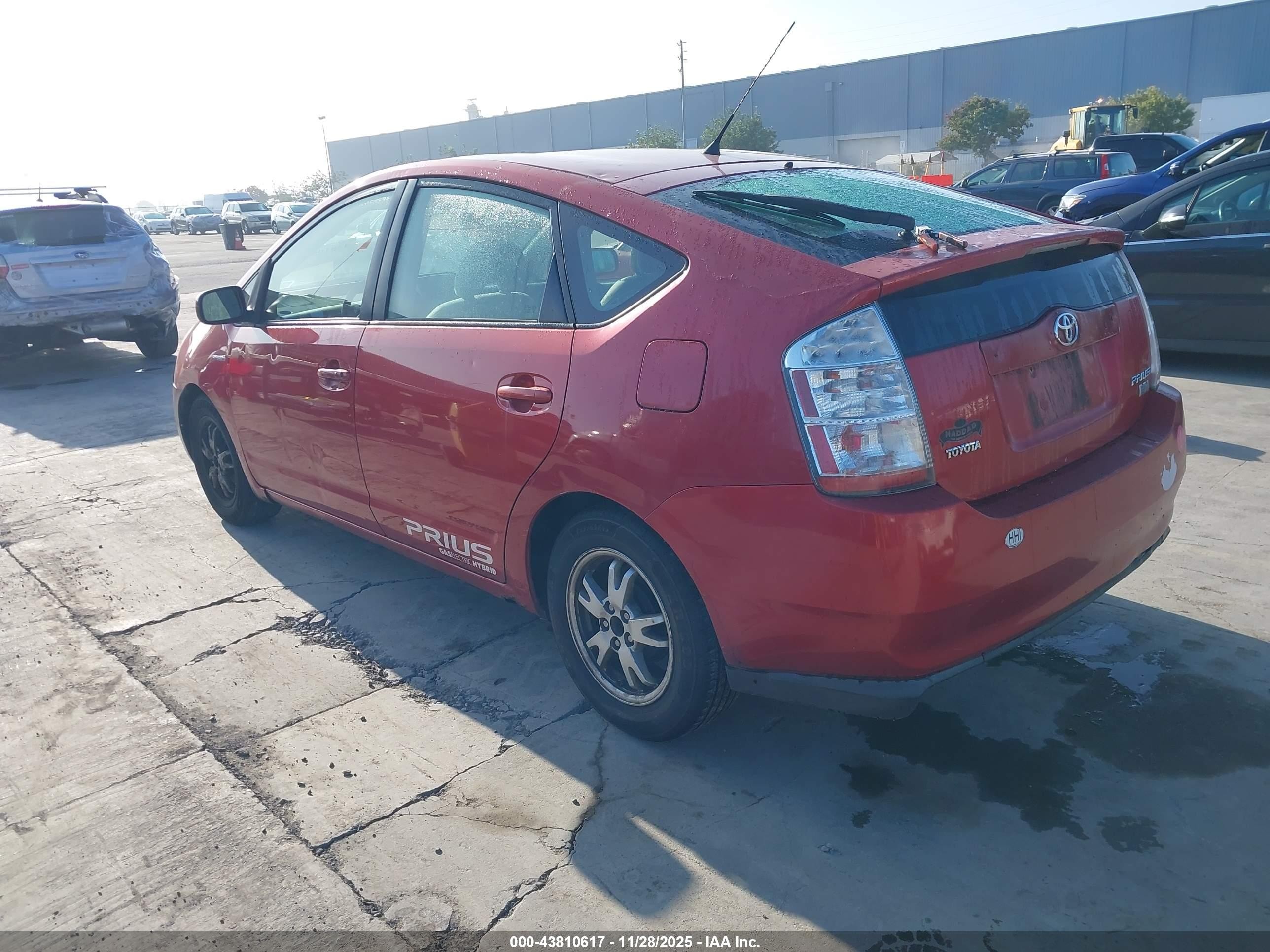 2007 Toyota Prius   Red vin: JTDKB20U377579603