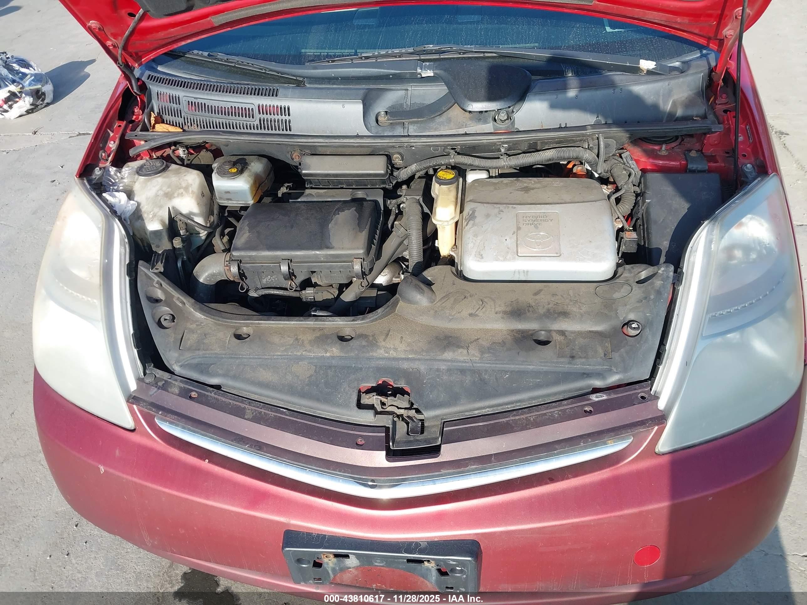 2007 Toyota Prius   Red vin: JTDKB20U377579603