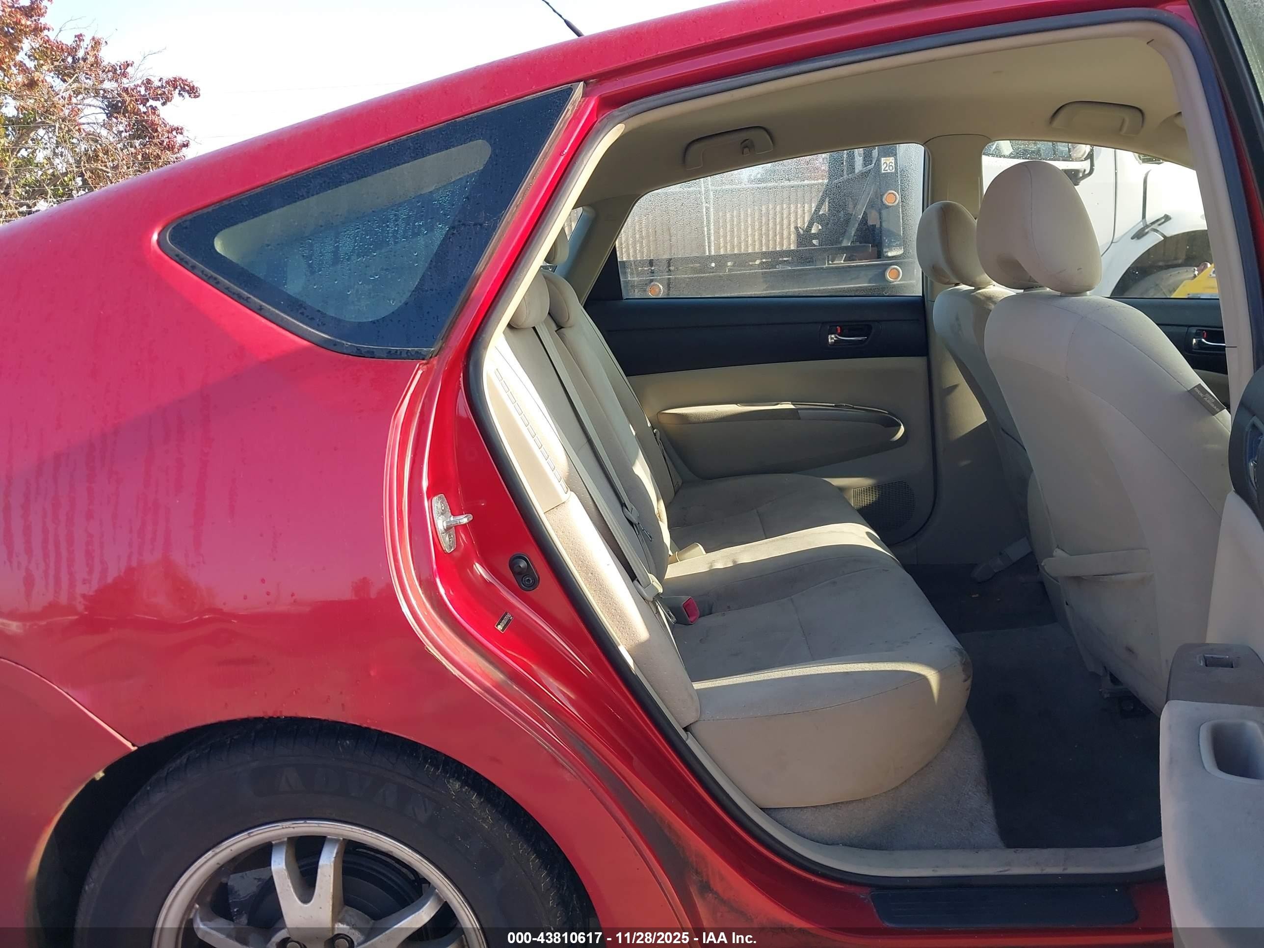 2007 Toyota Prius   Red vin: JTDKB20U377579603