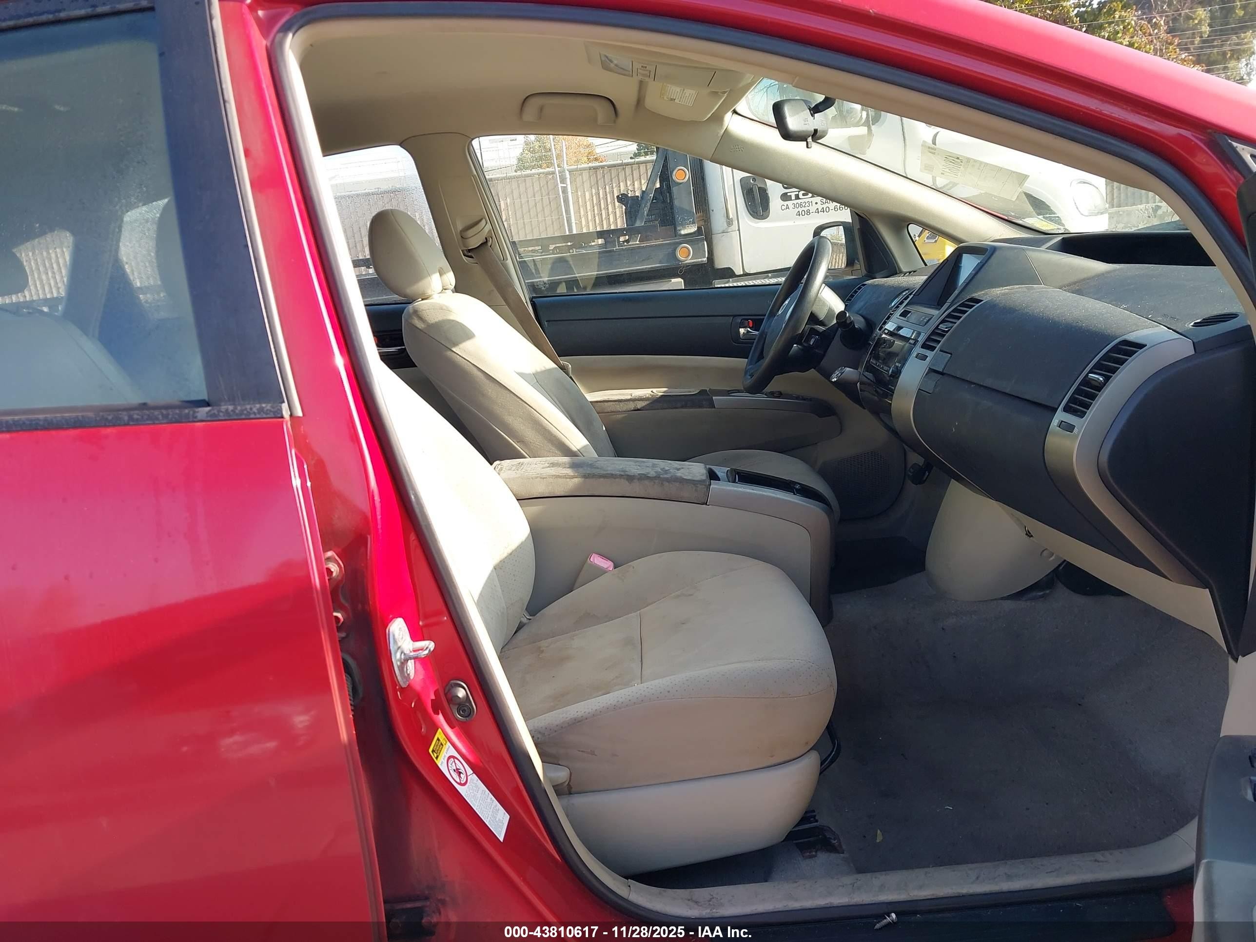 2007 Toyota Prius   Red vin: JTDKB20U377579603