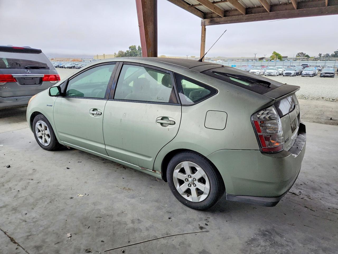 2007 Toyota Prius Base Green vin: JTDKB20U377587801