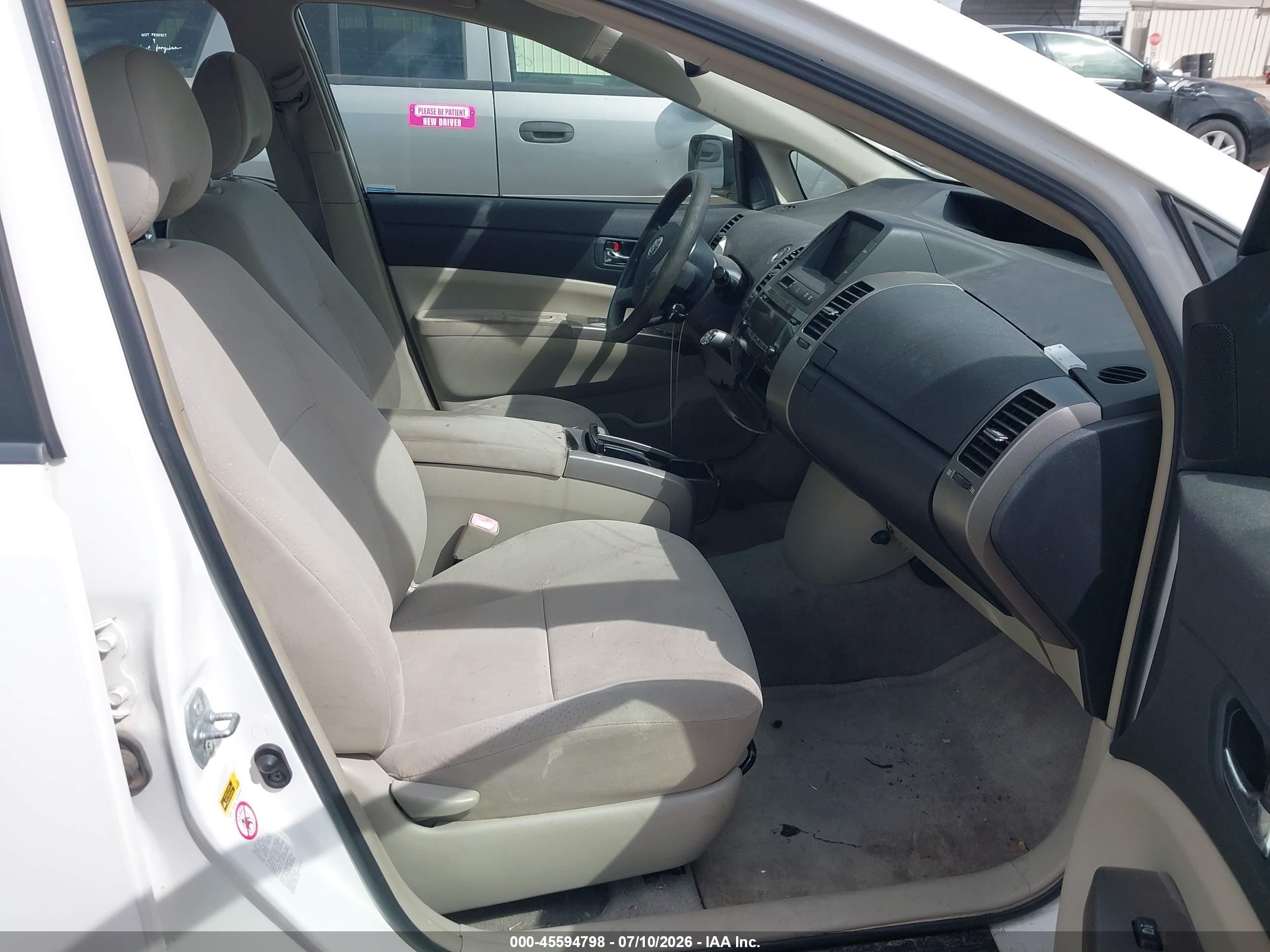 2007 Toyota Prius   Белый vin: JTDKB20U377603978