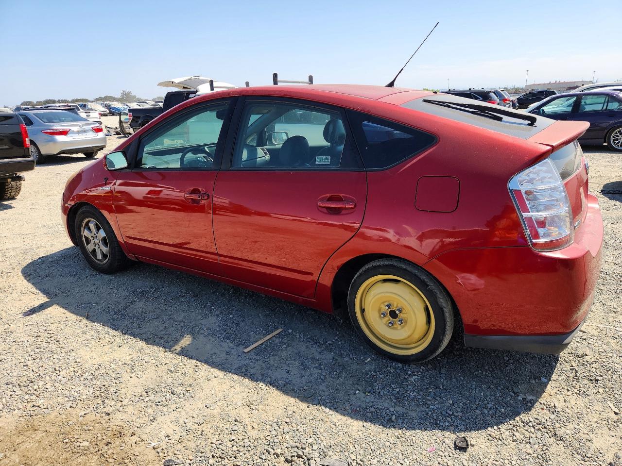 2007 Toyota Prius Base Red vin: JTDKB20U377606766