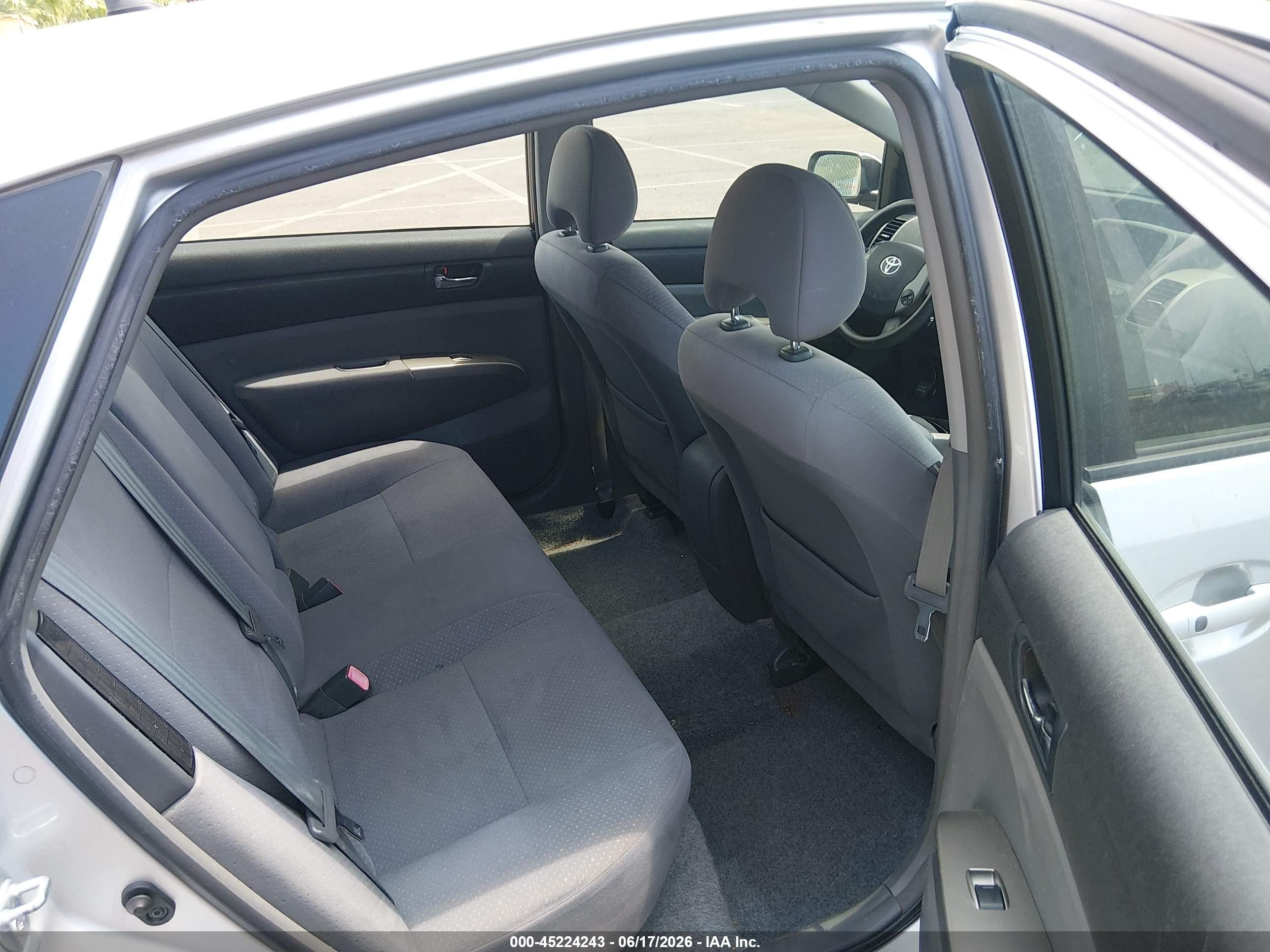 2007 Toyota Prius Touring Серебряный vin: JTDKB20U377625673