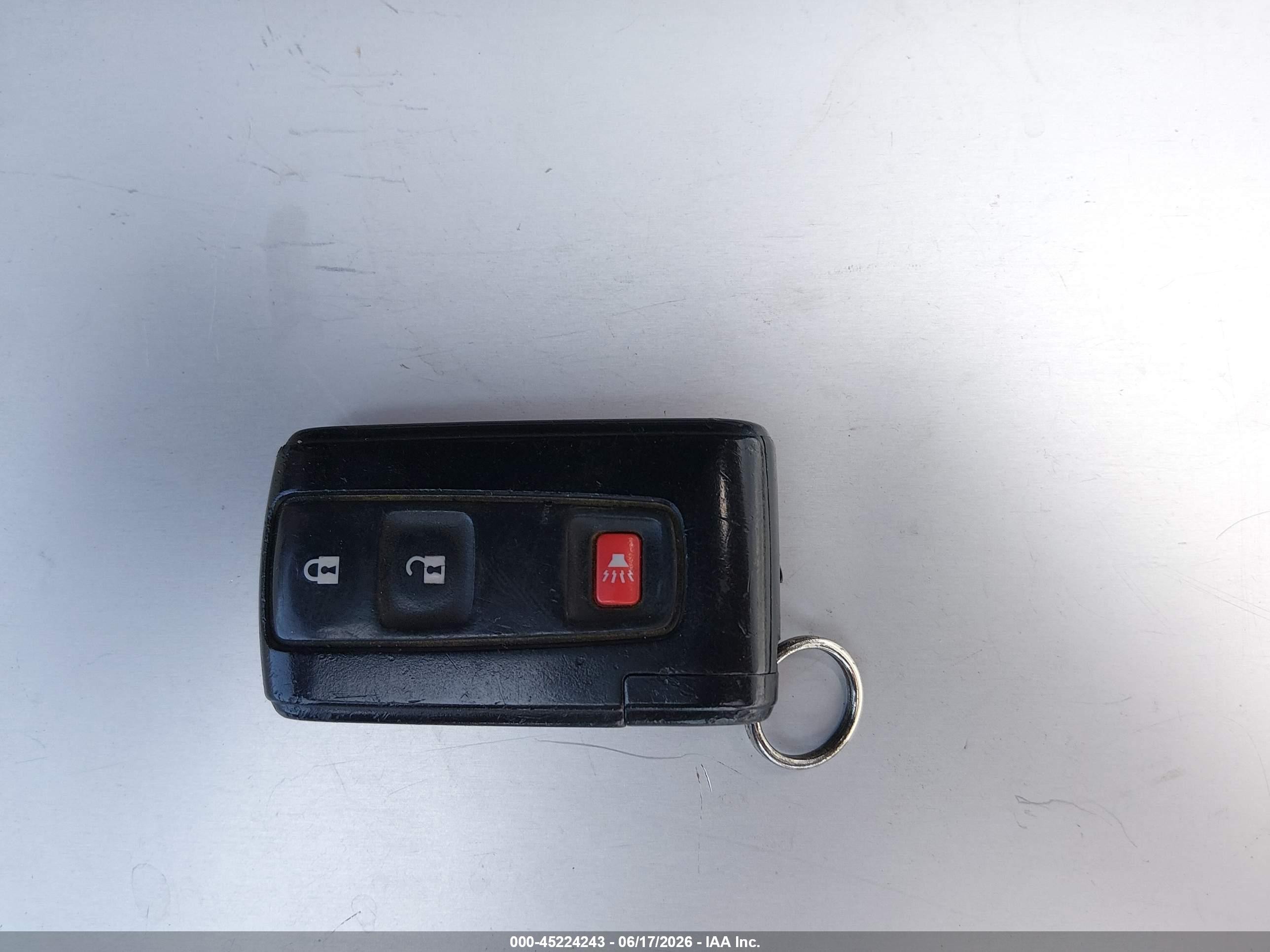 2007 Toyota Prius Touring Серебряный vin: JTDKB20U377625673