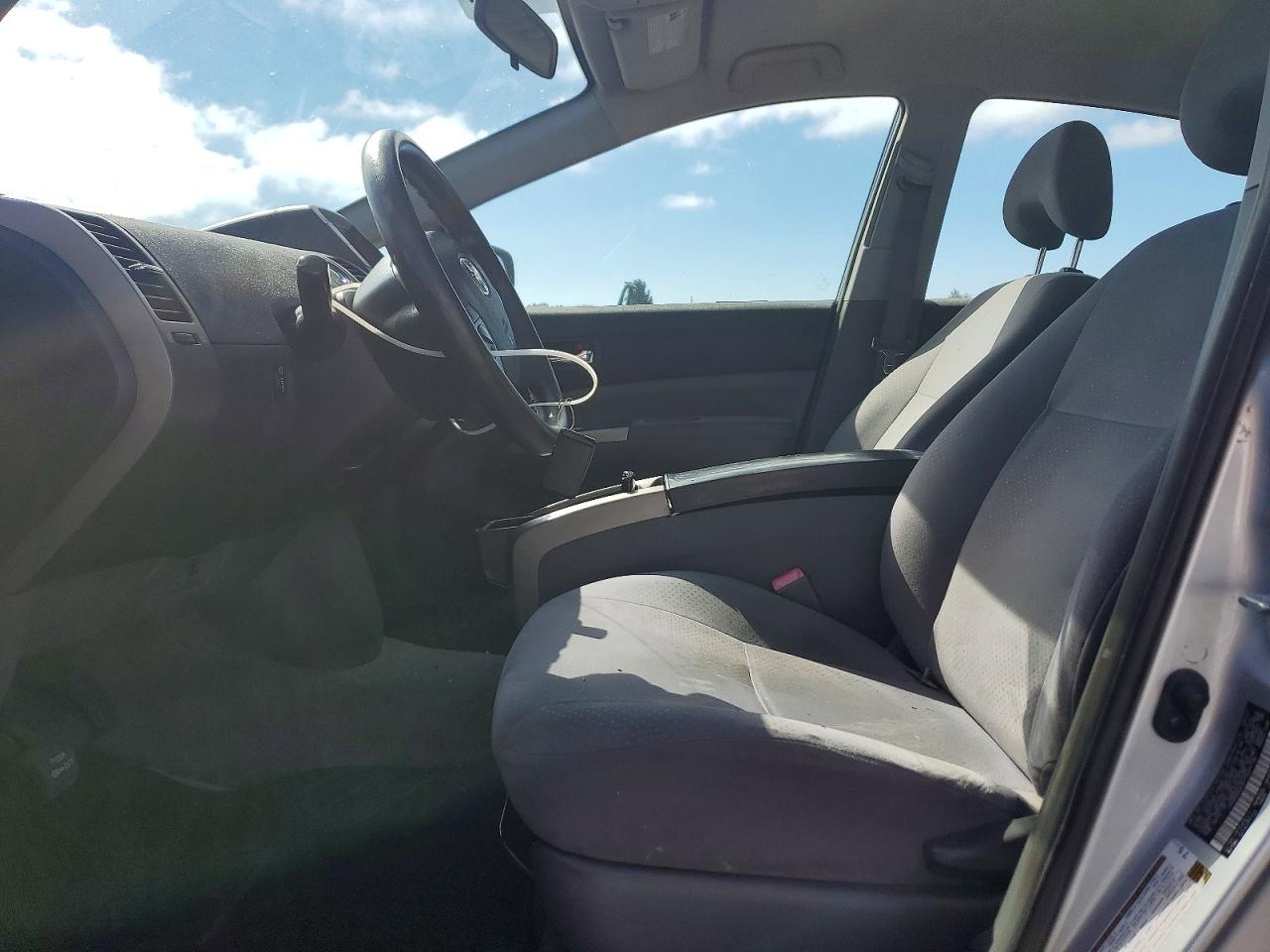 2007 Toyota Prius Base Silver vin: JTDKB20U377629156