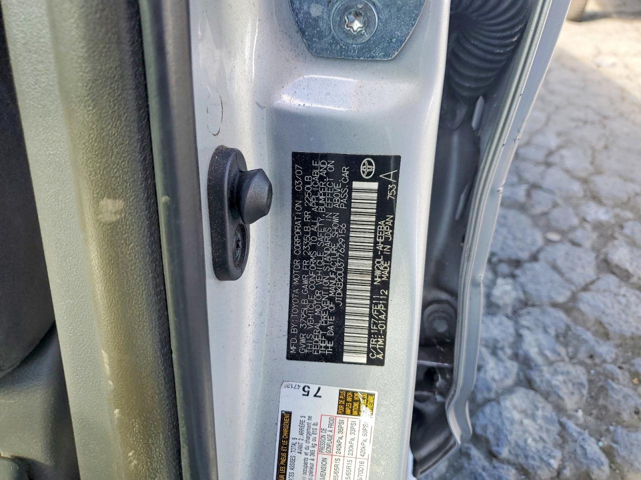 2007 Toyota Prius Base Silver vin: JTDKB20U377629156