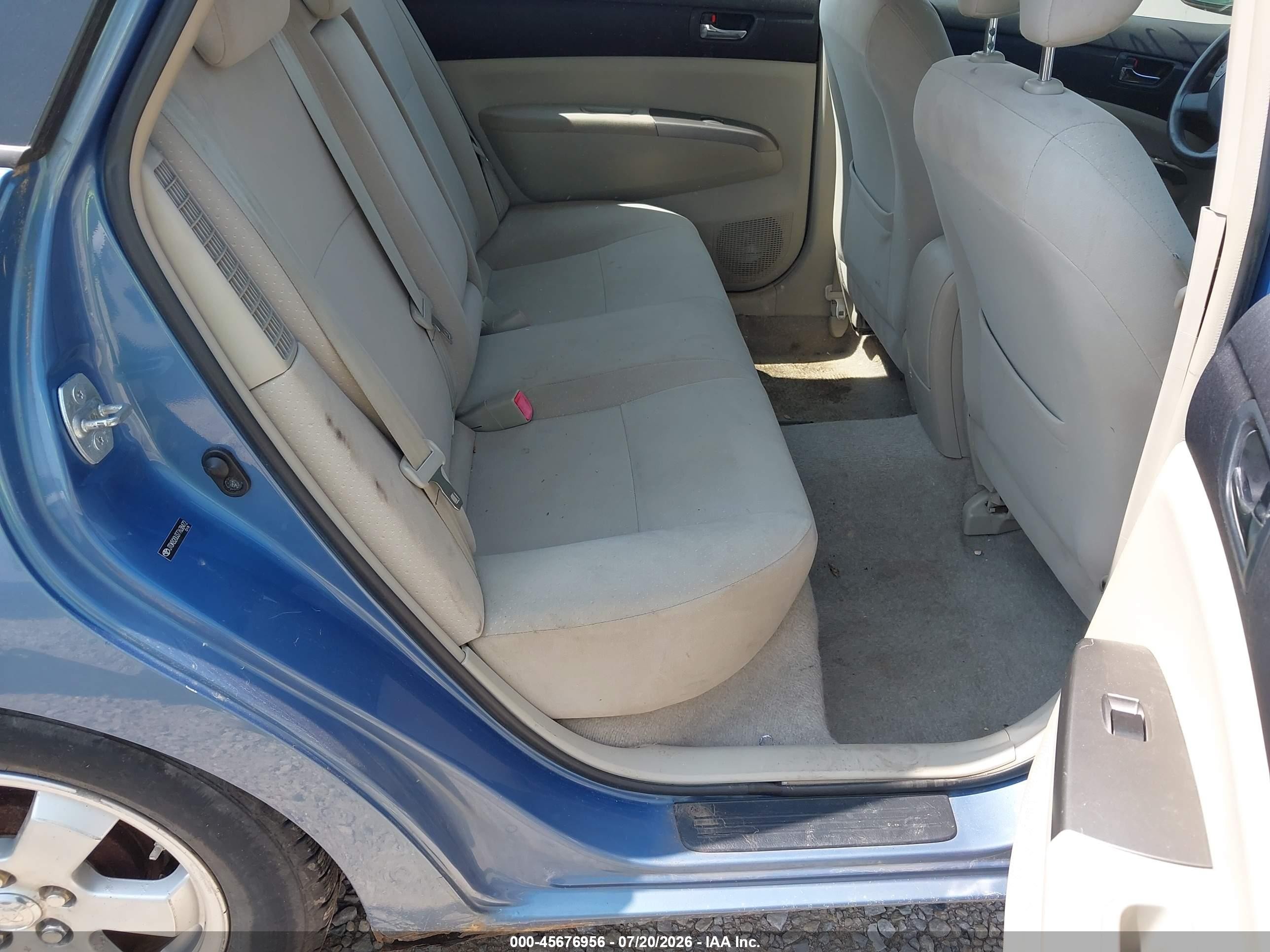 2007 Toyota Prius   Blue vin: JTDKB20U377638472