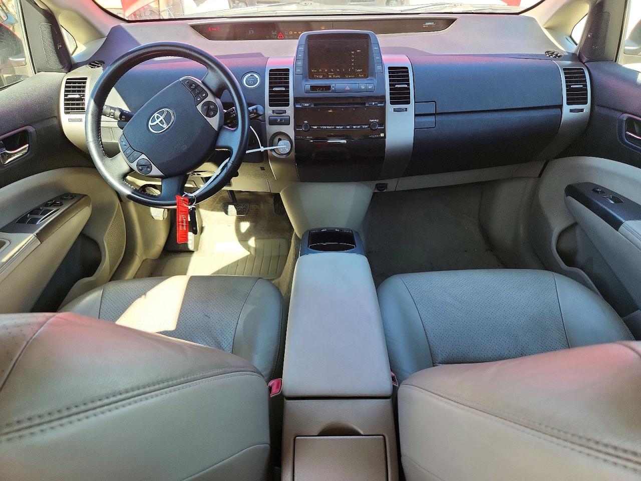 2007 Toyota Prius Base Красный vin: JTDKB20U377659628