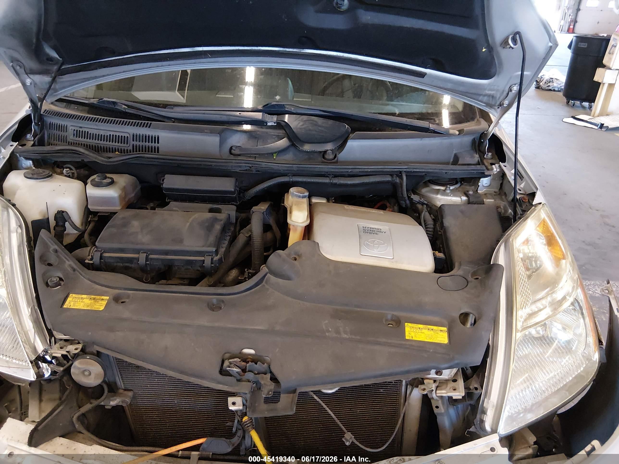 2007 Toyota Prius Touring Silver vin: JTDKB20U377673299