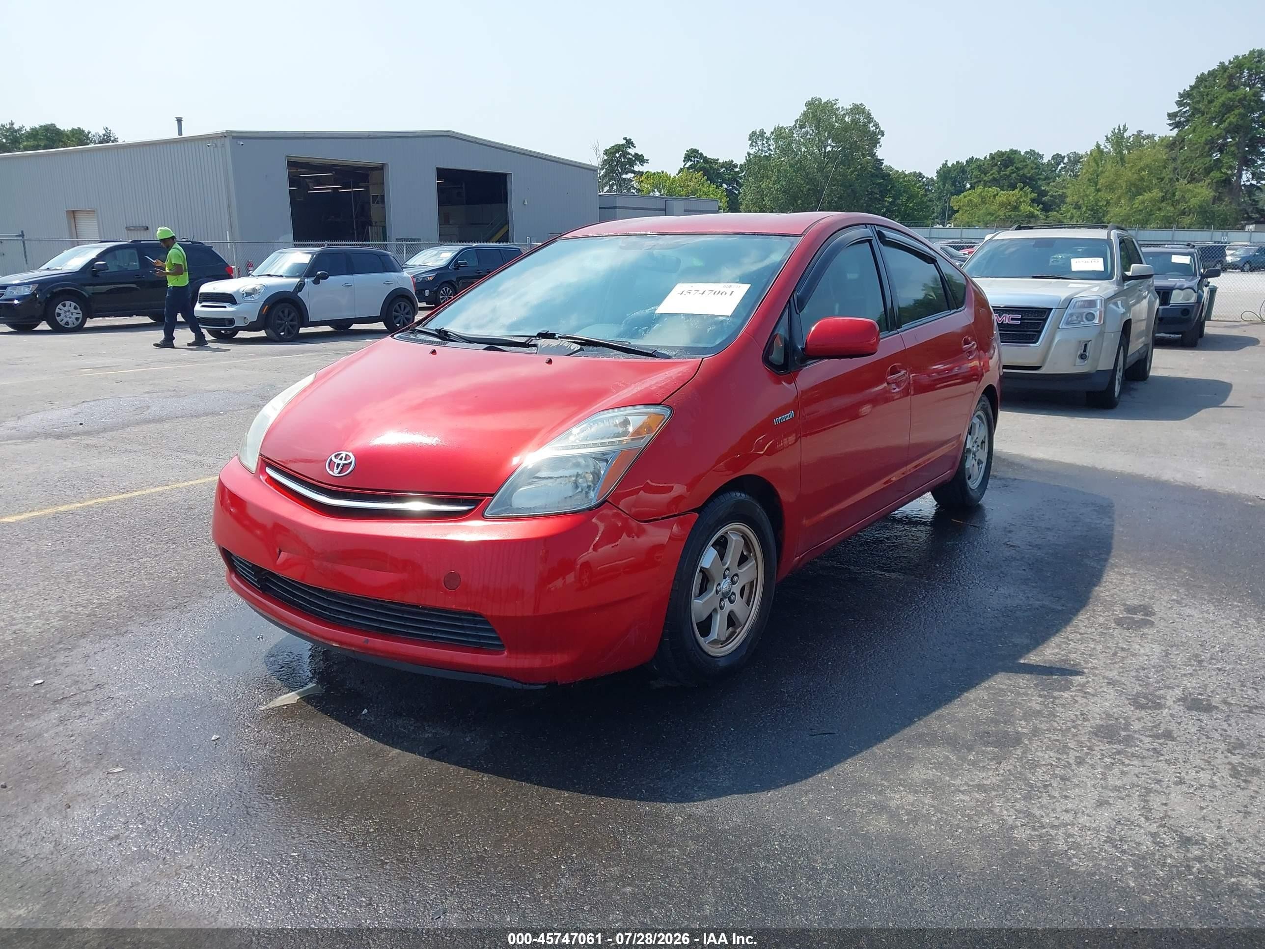 2007 Toyota Prius   Red vin: JTDKB20U377681757