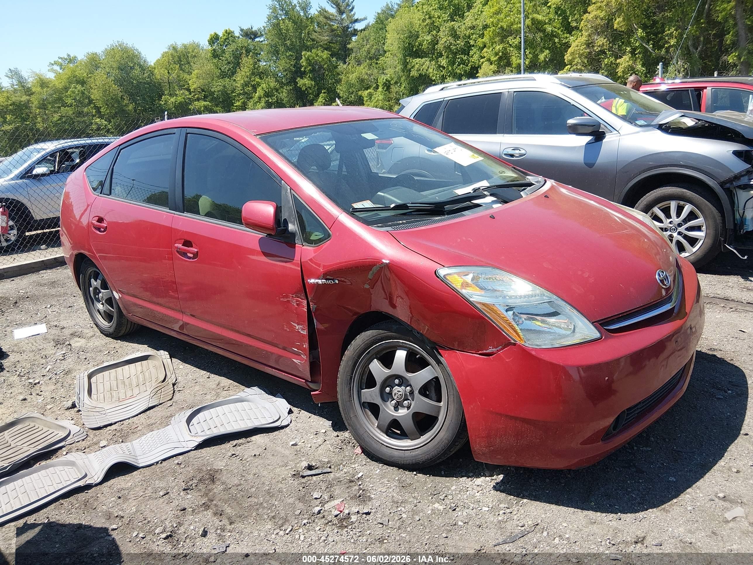 2008 Toyota Prius Touring Red vin: JTDKB20U383312695