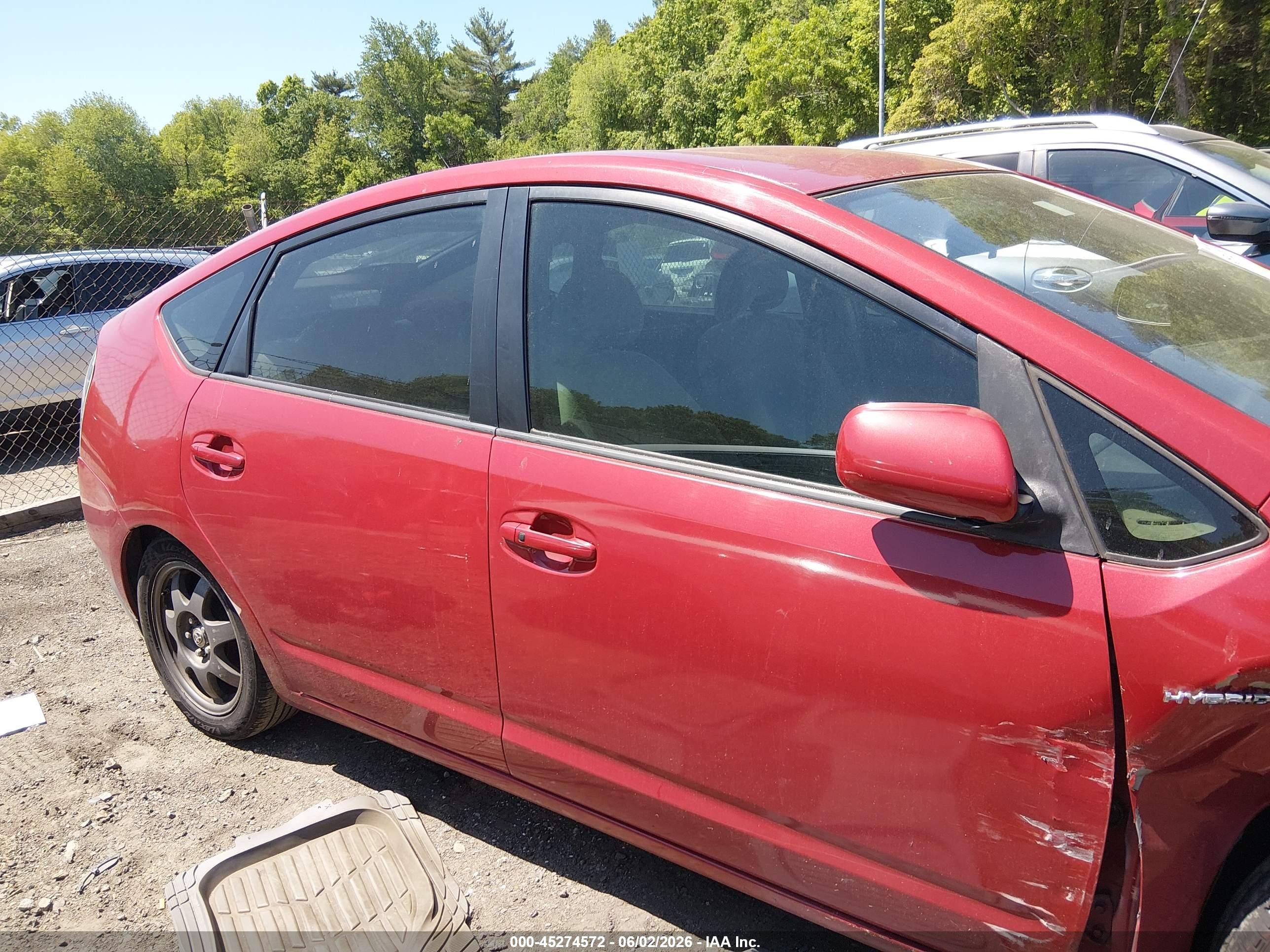 2008 Toyota Prius Touring Red vin: JTDKB20U383312695