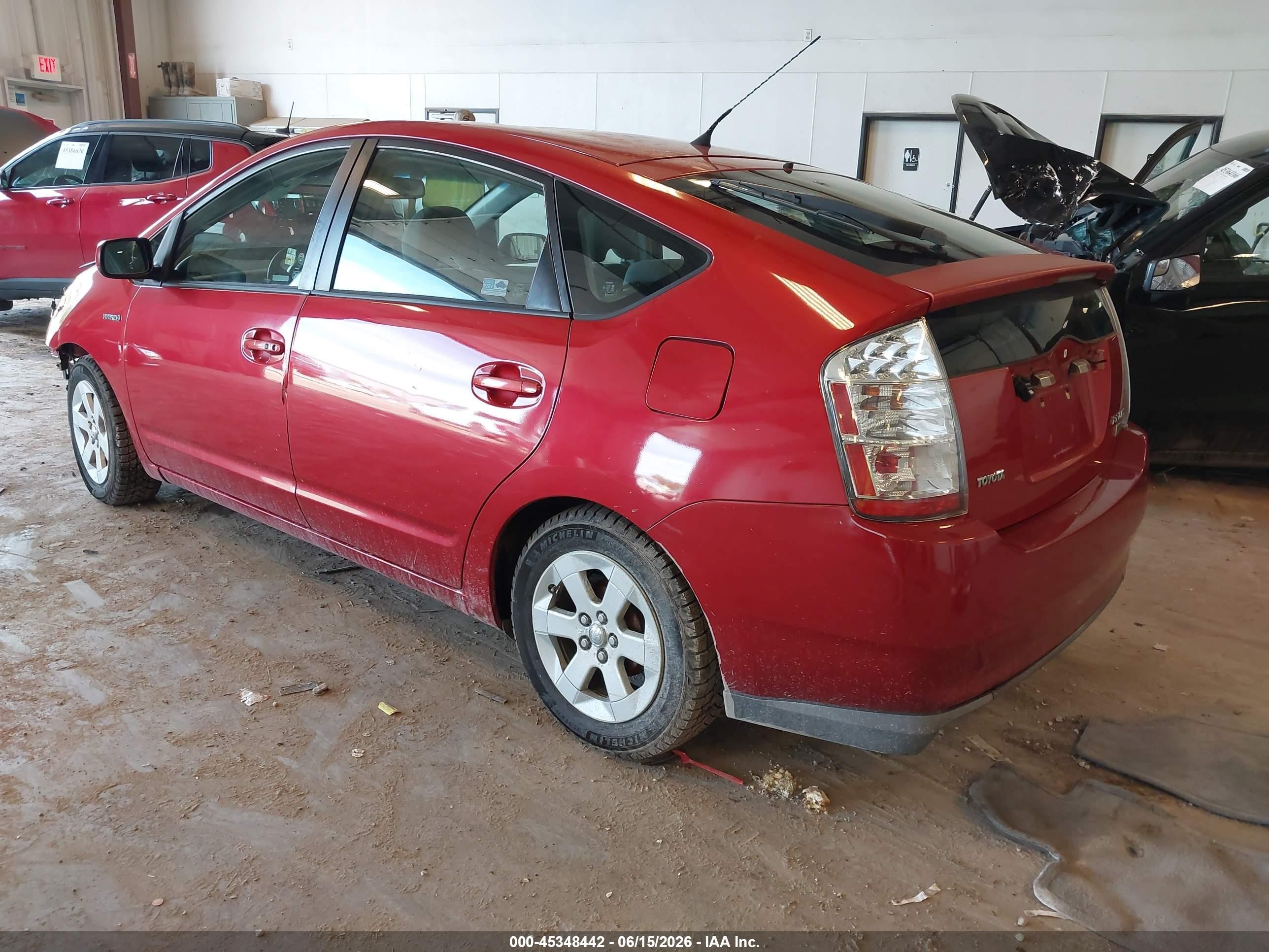 2008 Toyota Prius   Red vin: JTDKB20U383323227