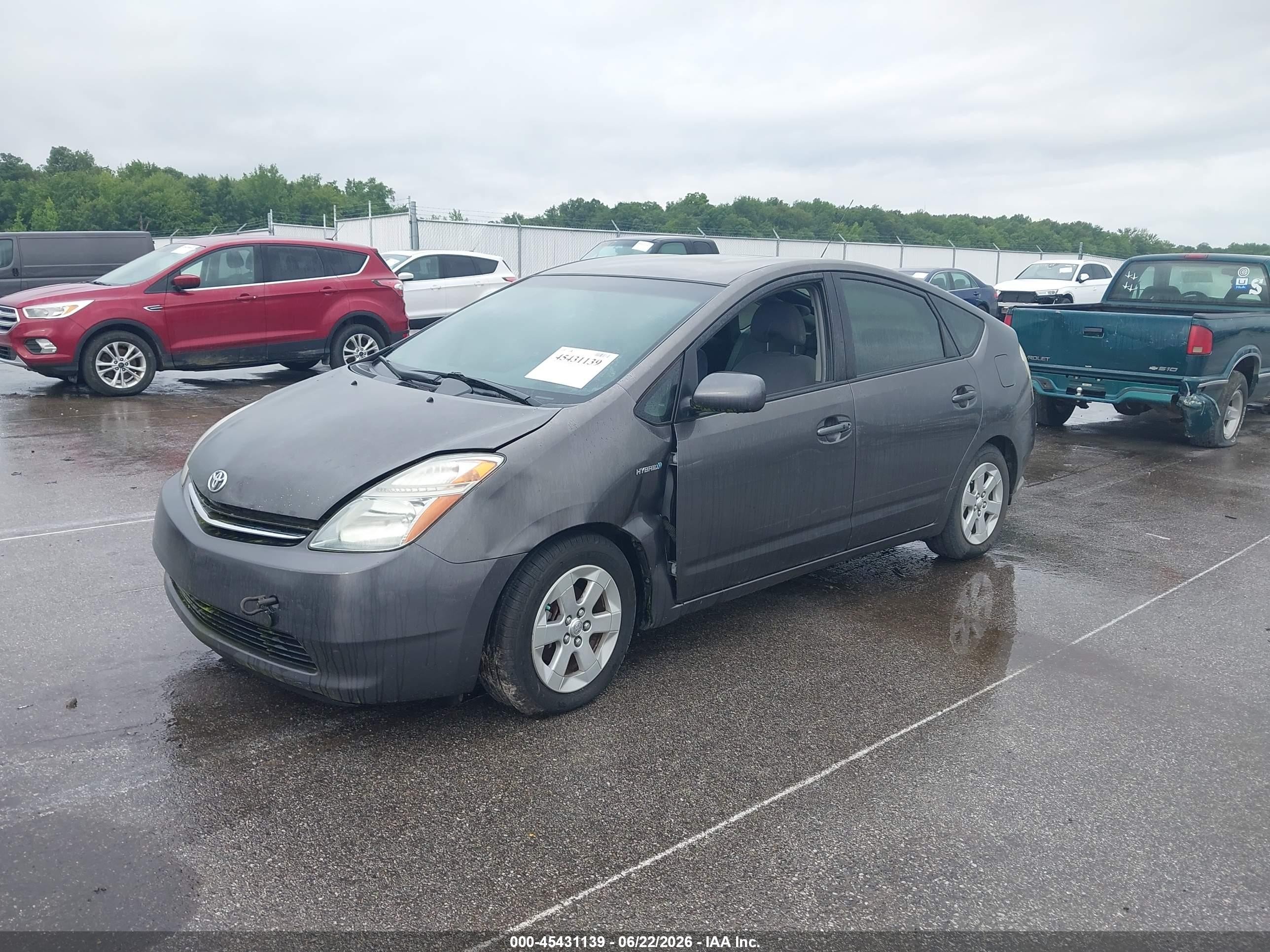 2008 Toyota Prius   Gray vin: JTDKB20U383328685