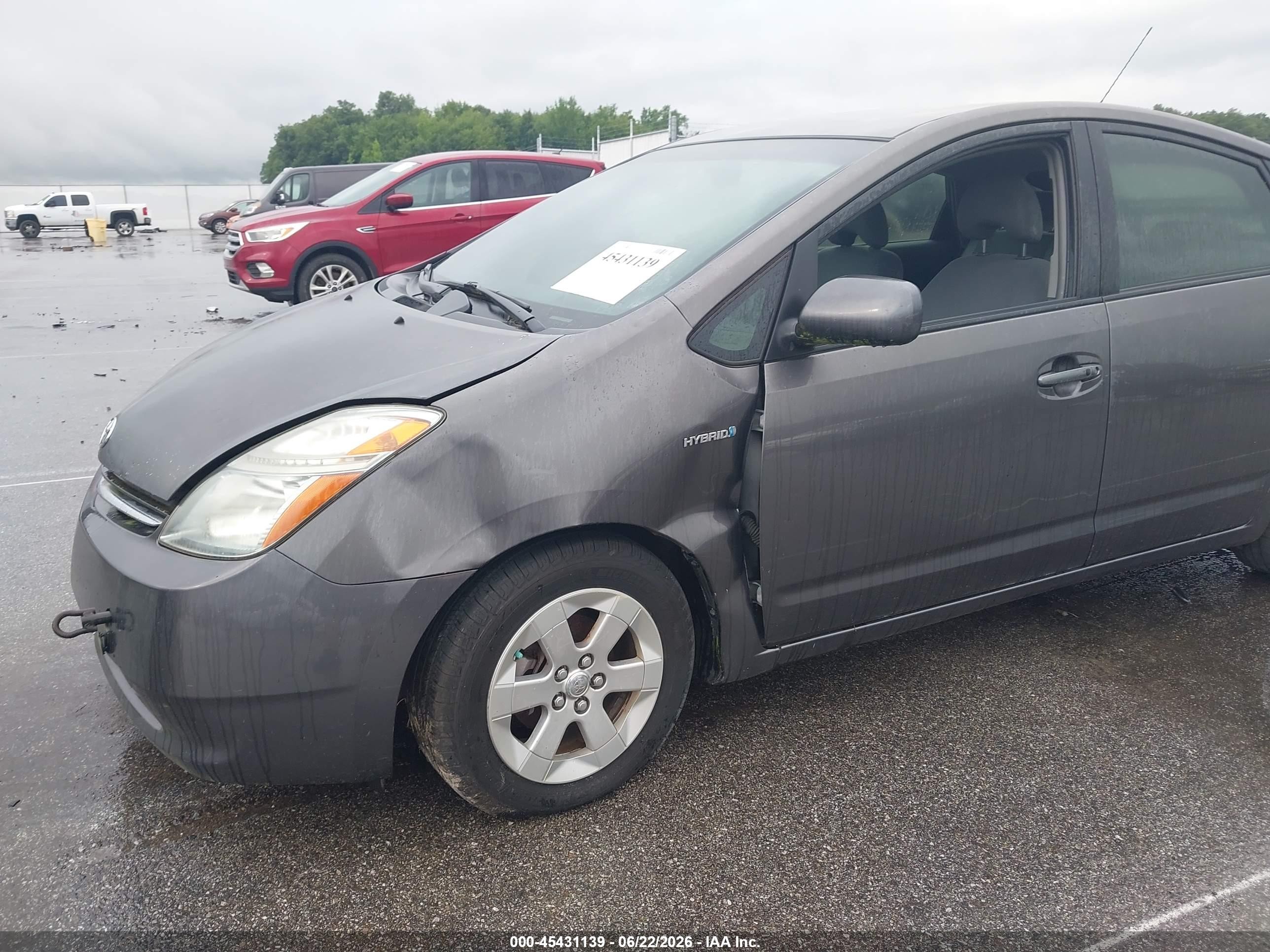 2008 Toyota Prius   Gray vin: JTDKB20U383328685
