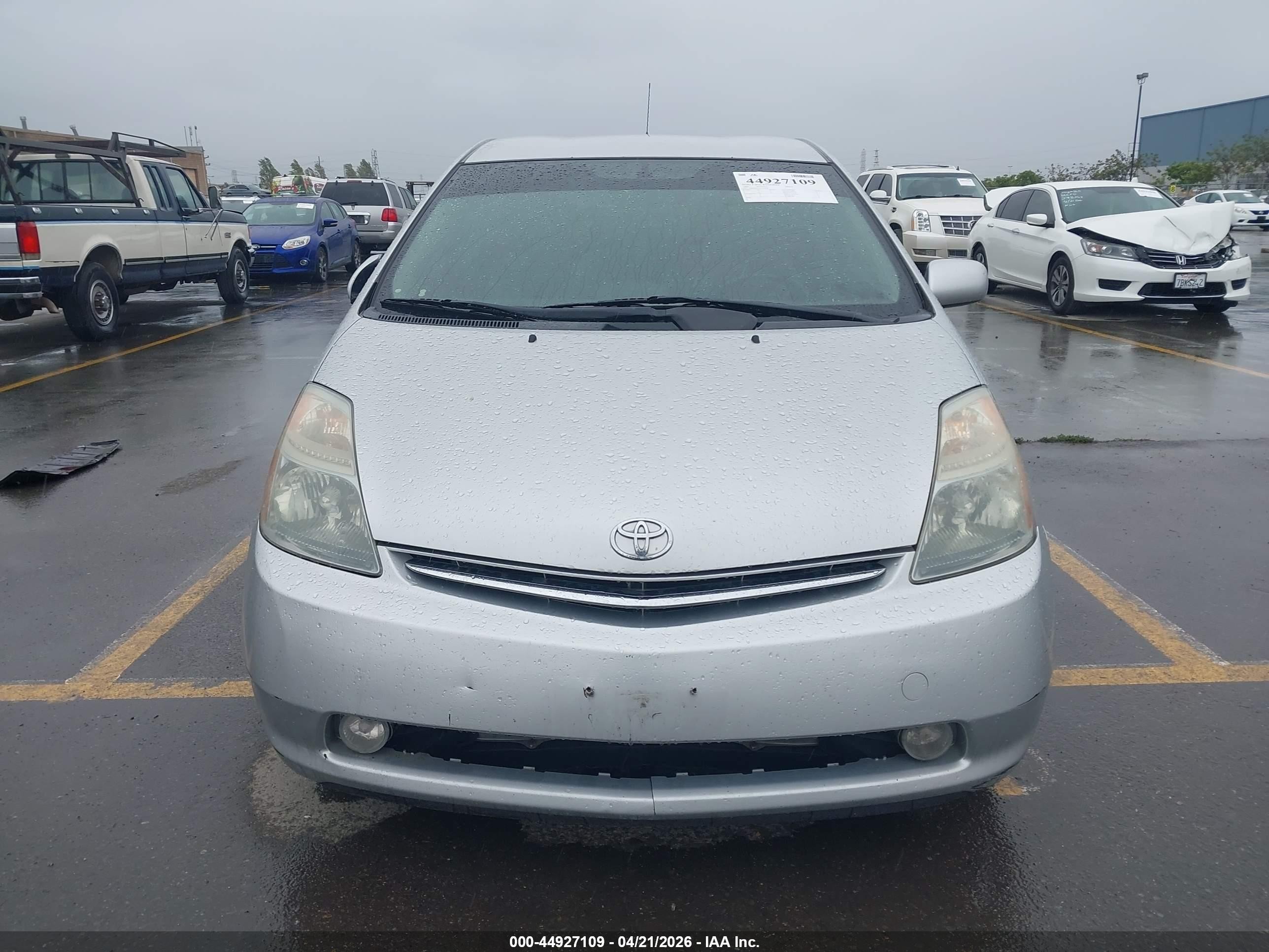 2008 Toyota Prius   Silver vin: JTDKB20U383335894
