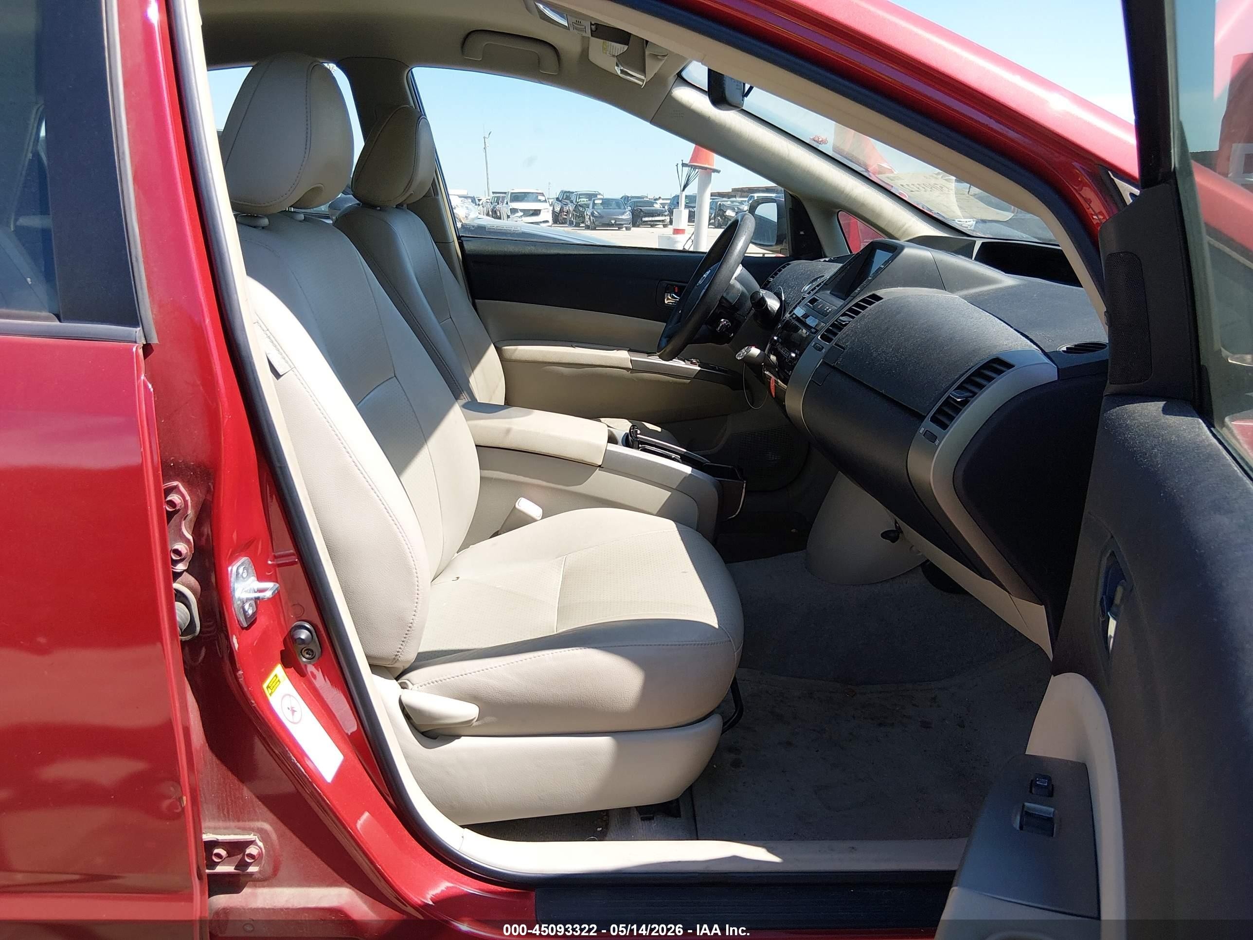 2008 Toyota Prius   Red vin: JTDKB20U383356583