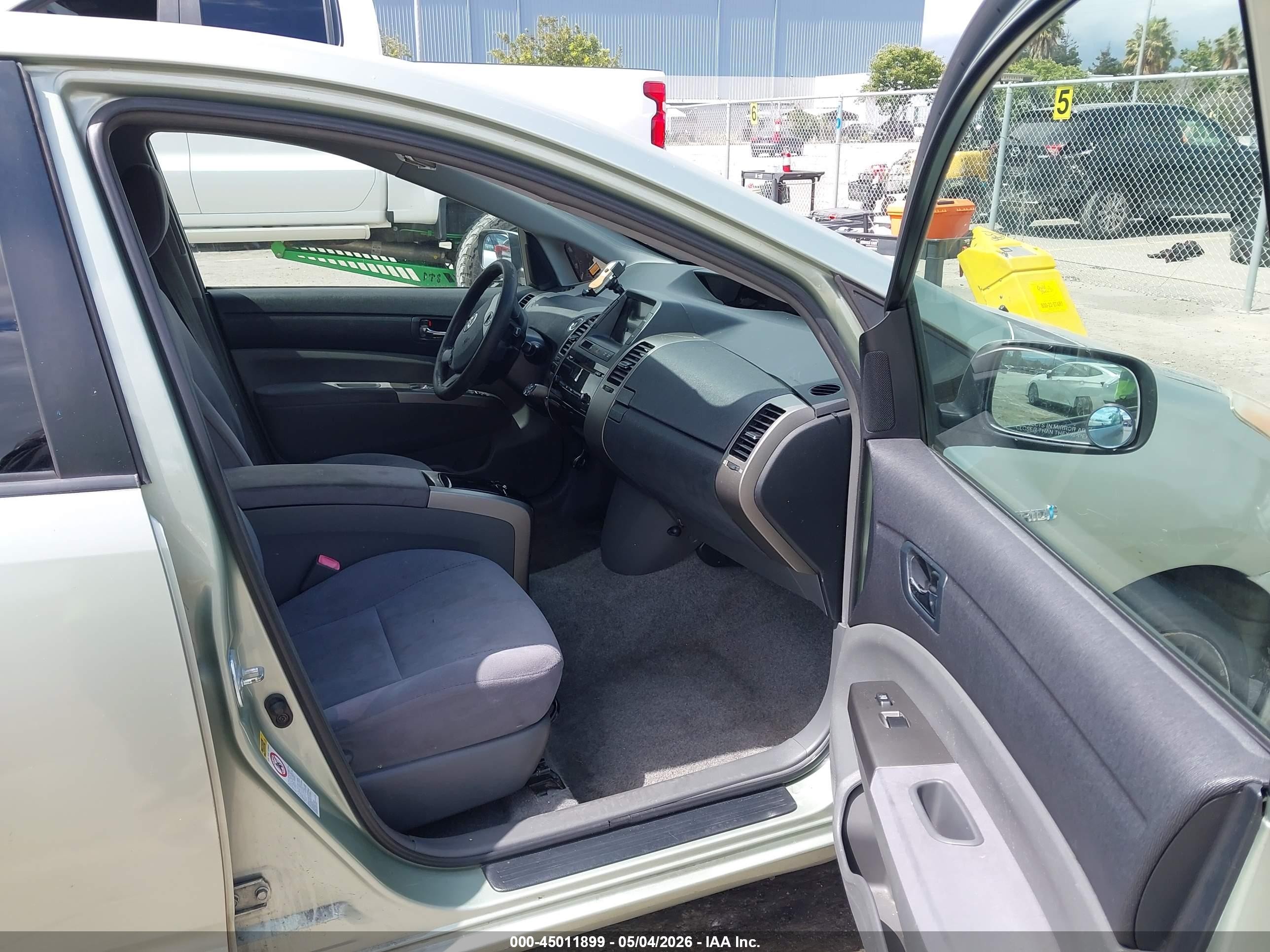 2008 Toyota Prius   Green vin: JTDKB20U383392192