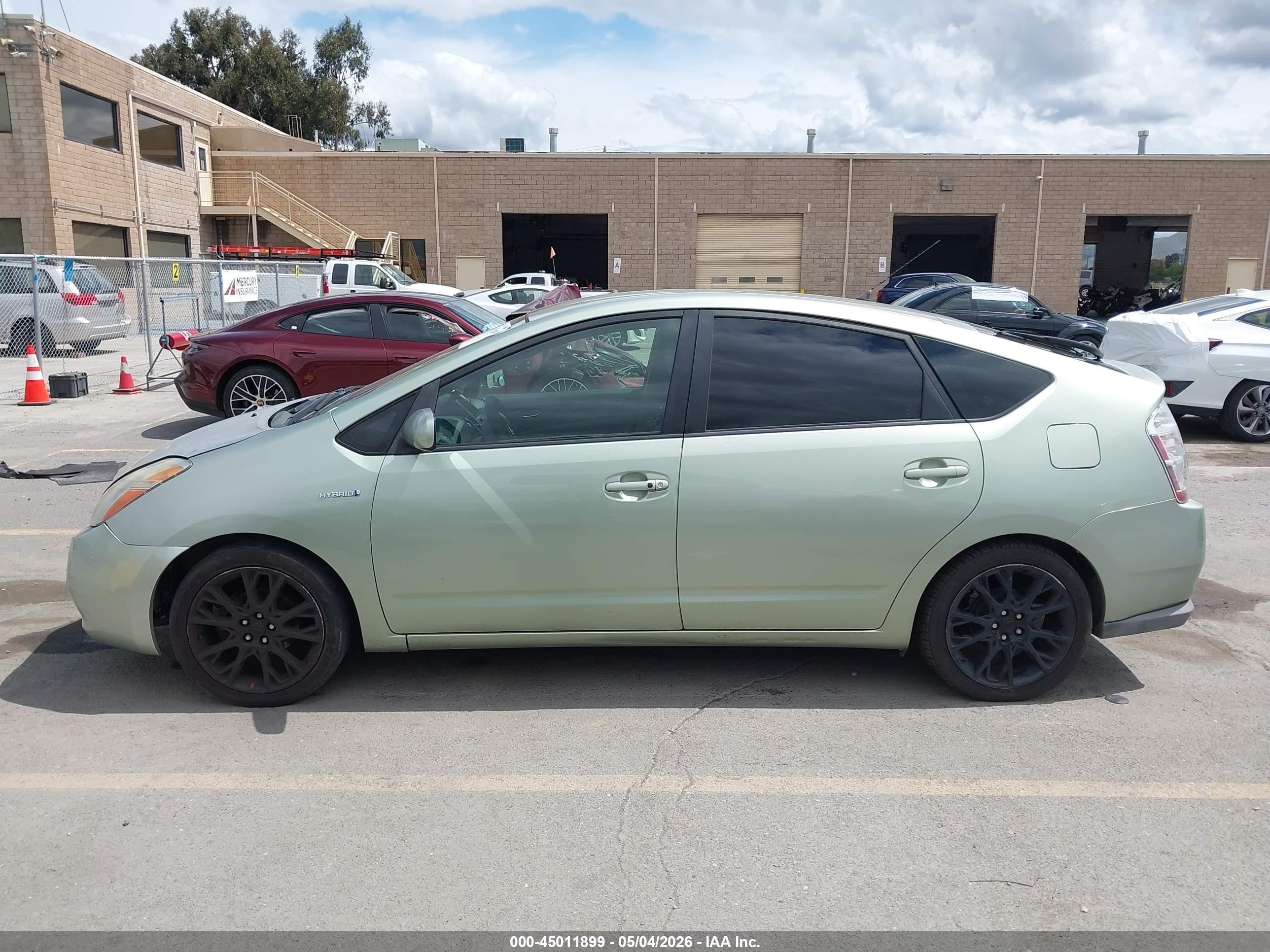2008 Toyota Prius   Green vin: JTDKB20U383392192
