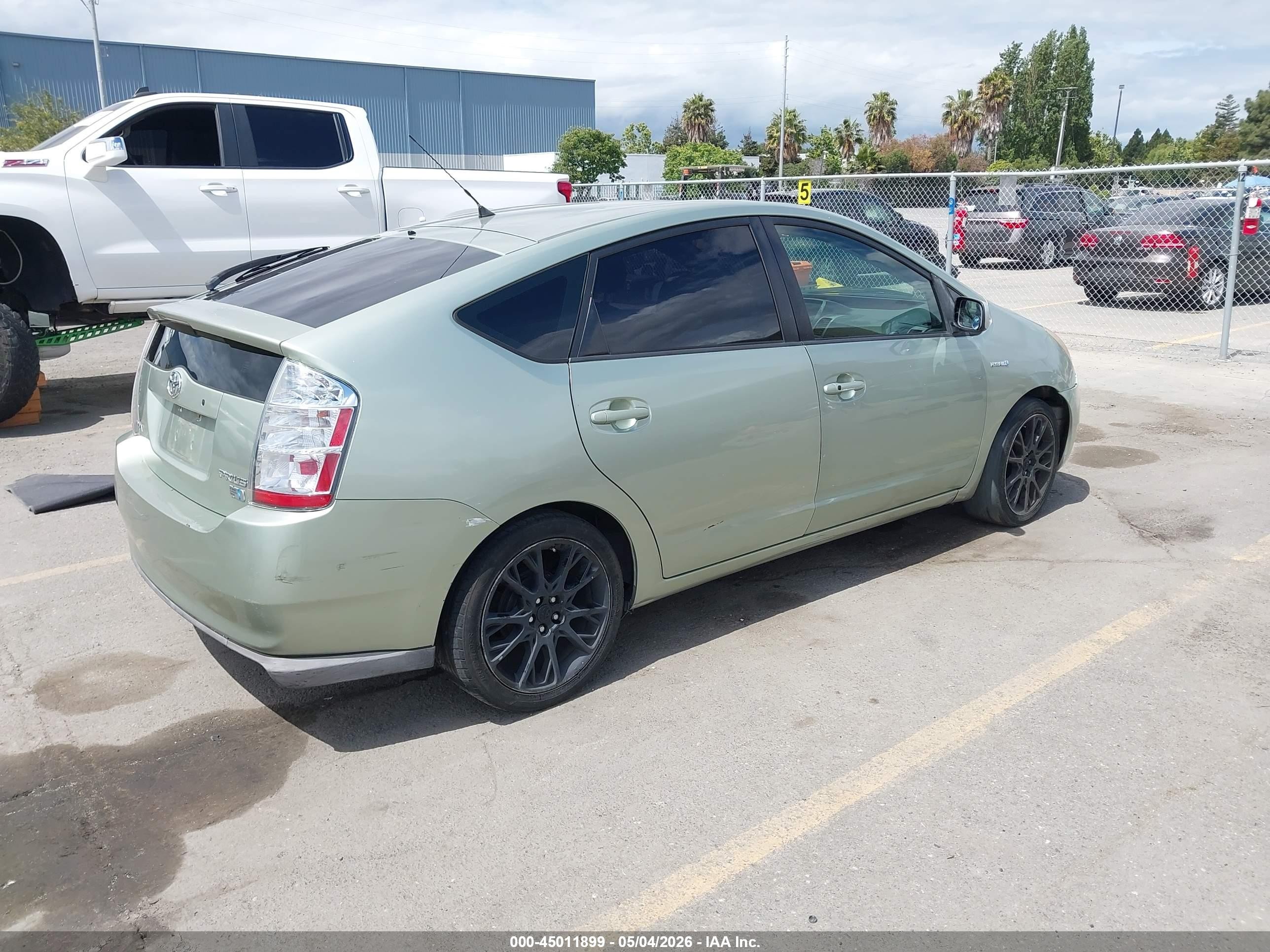 2008 Toyota Prius   Green vin: JTDKB20U383392192