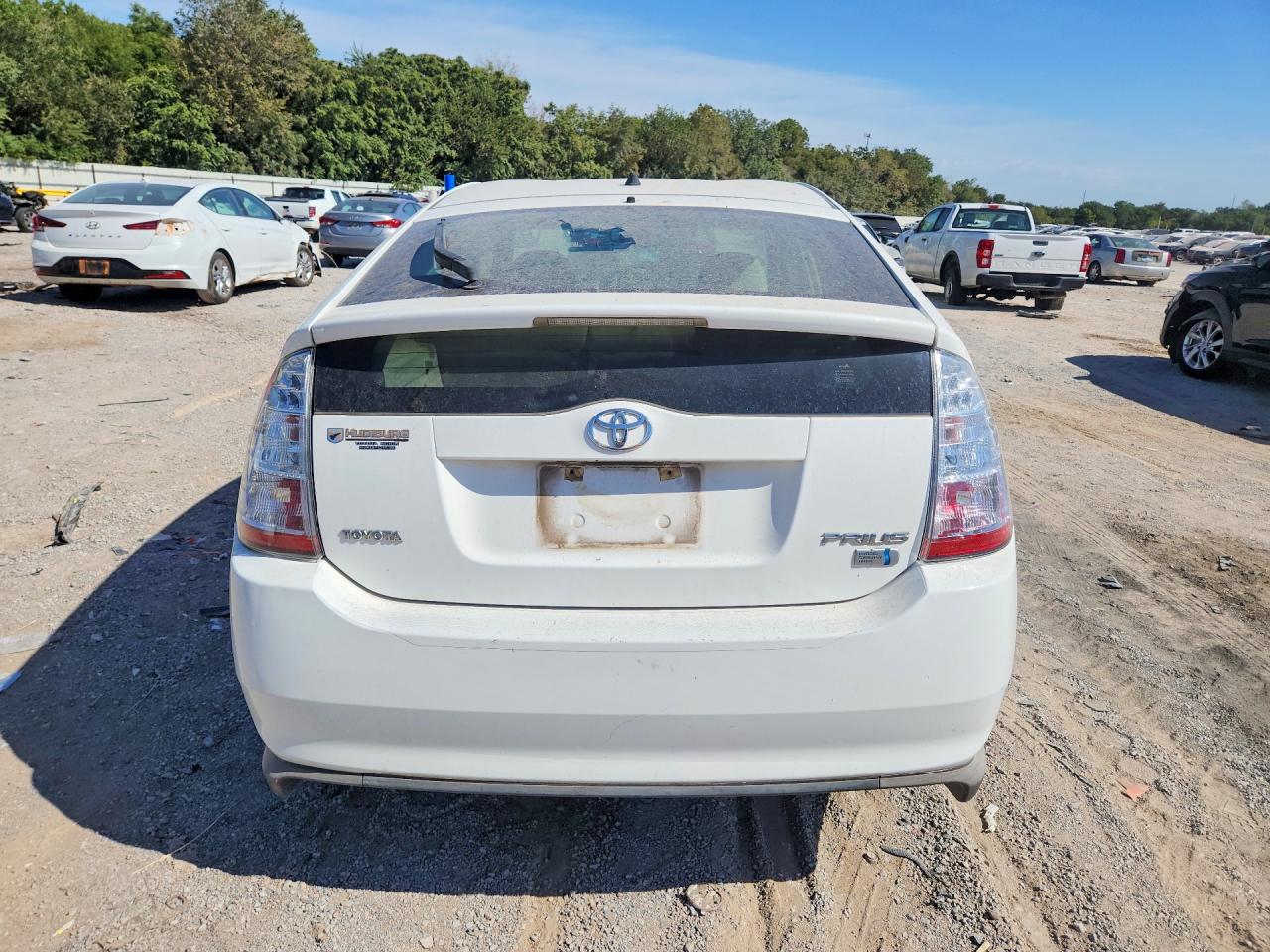 2008 Toyota Prius Base Белый vin: JTDKB20U383394685