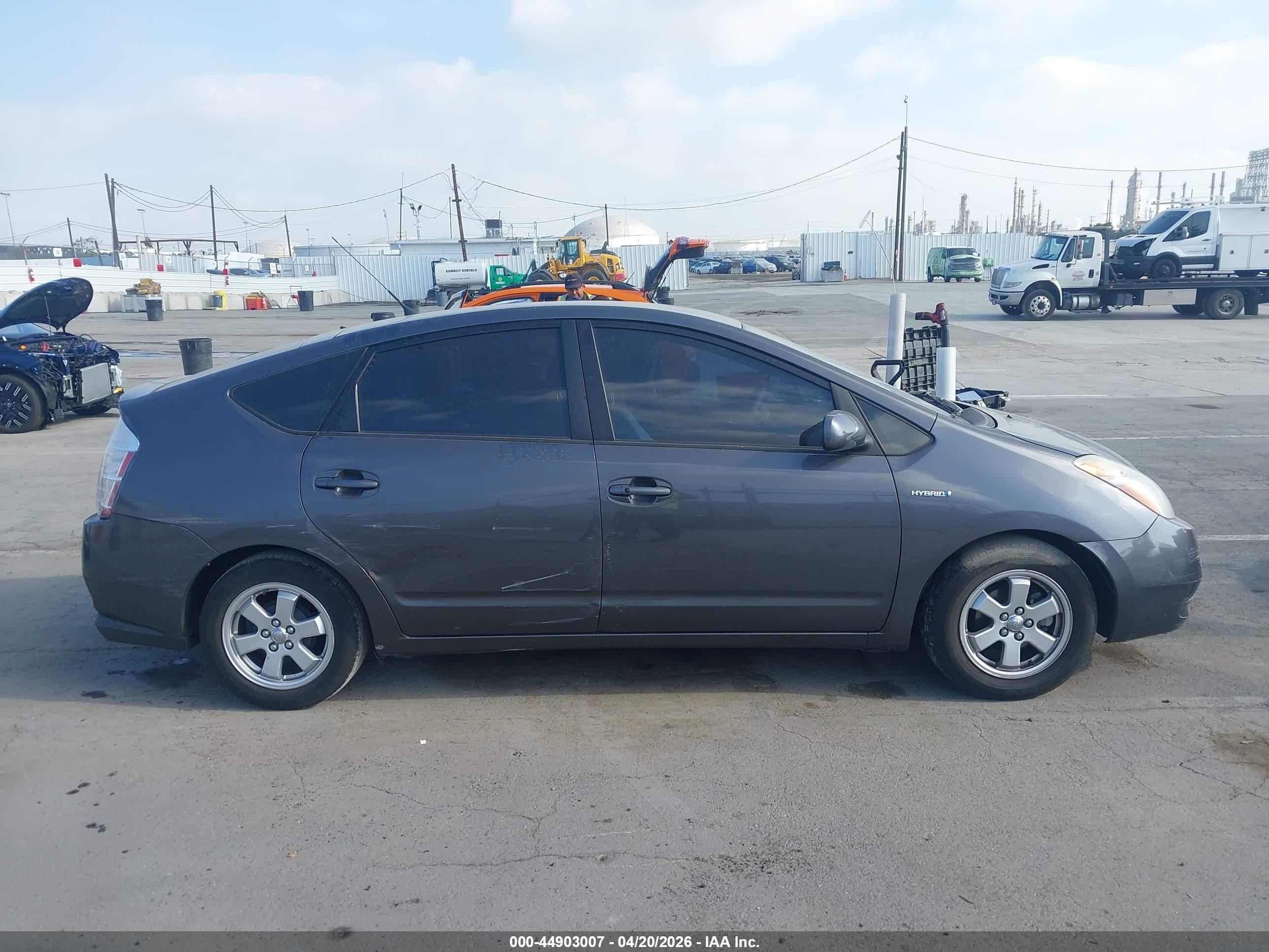 2008 Toyota Prius   Gray vin: JTDKB20U383402476