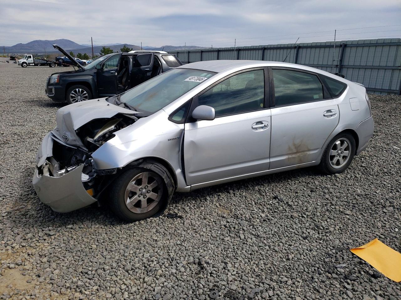 2008 Toyota Prius Base Silver vin: JTDKB20U383407533